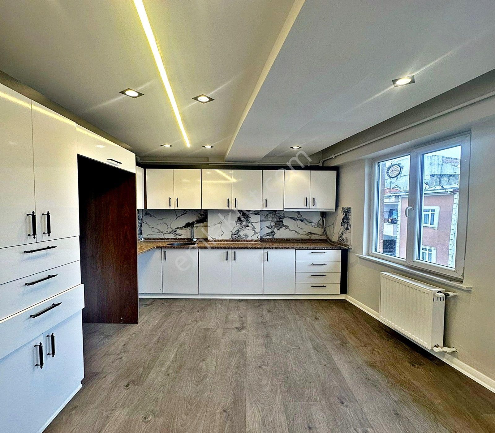 Bağlarçeşme Mahallesinde 2+1 Balkonlu Lüks Ara Kat - Görsel 23