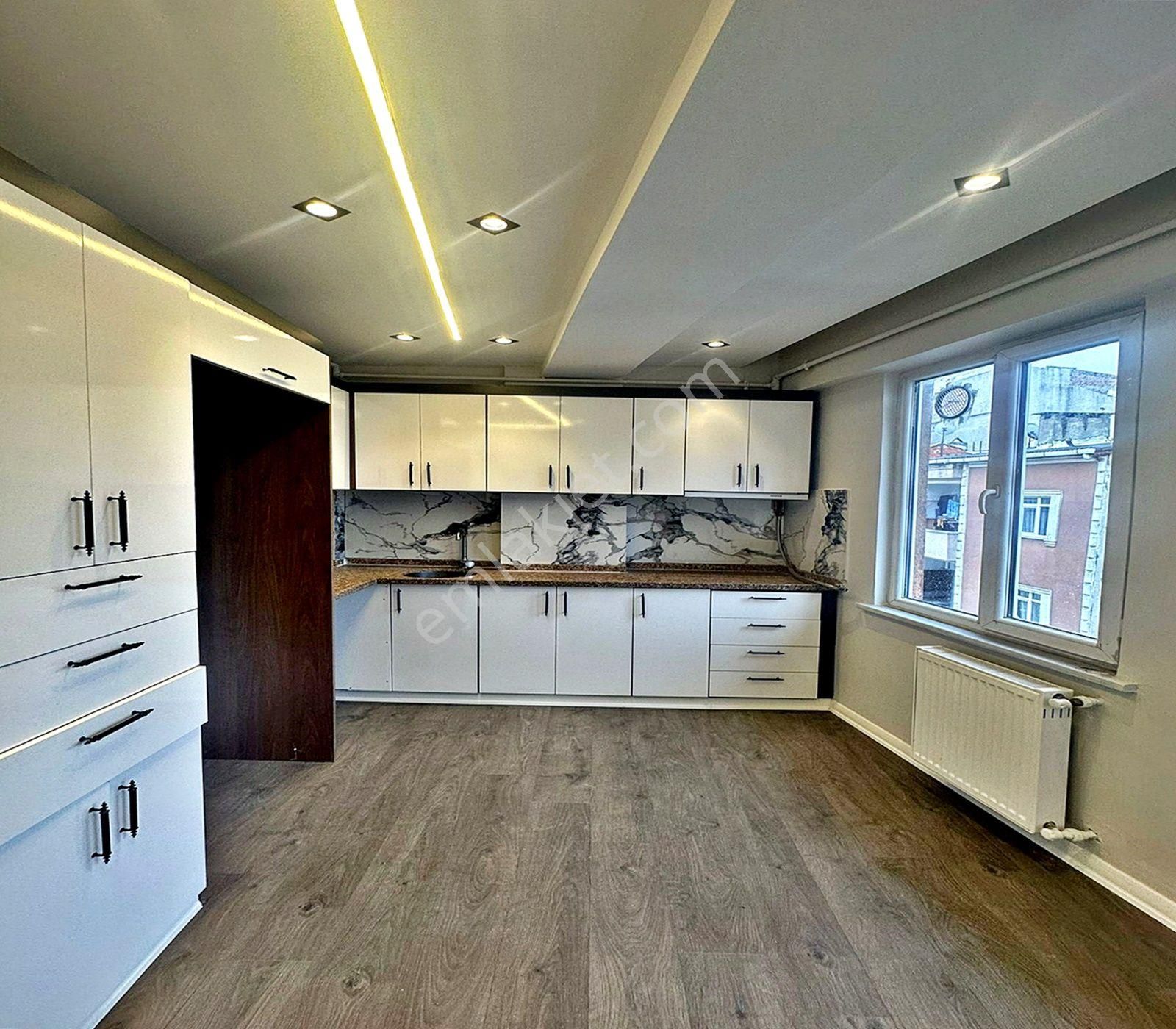 Bağlarçeşme Mahallesinde 2+1 Balkonlu Lüks Ara Kat - Görsel 13