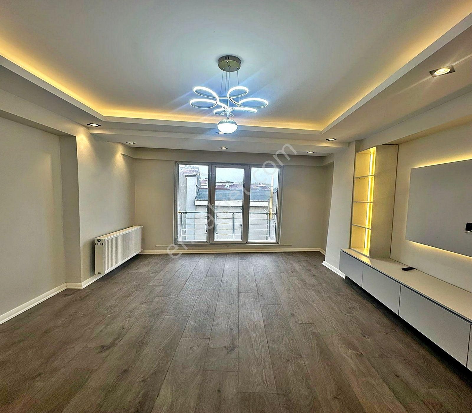 Bağlarçeşme Mahallesinde 2+1 Balkonlu Lüks Ara Kat