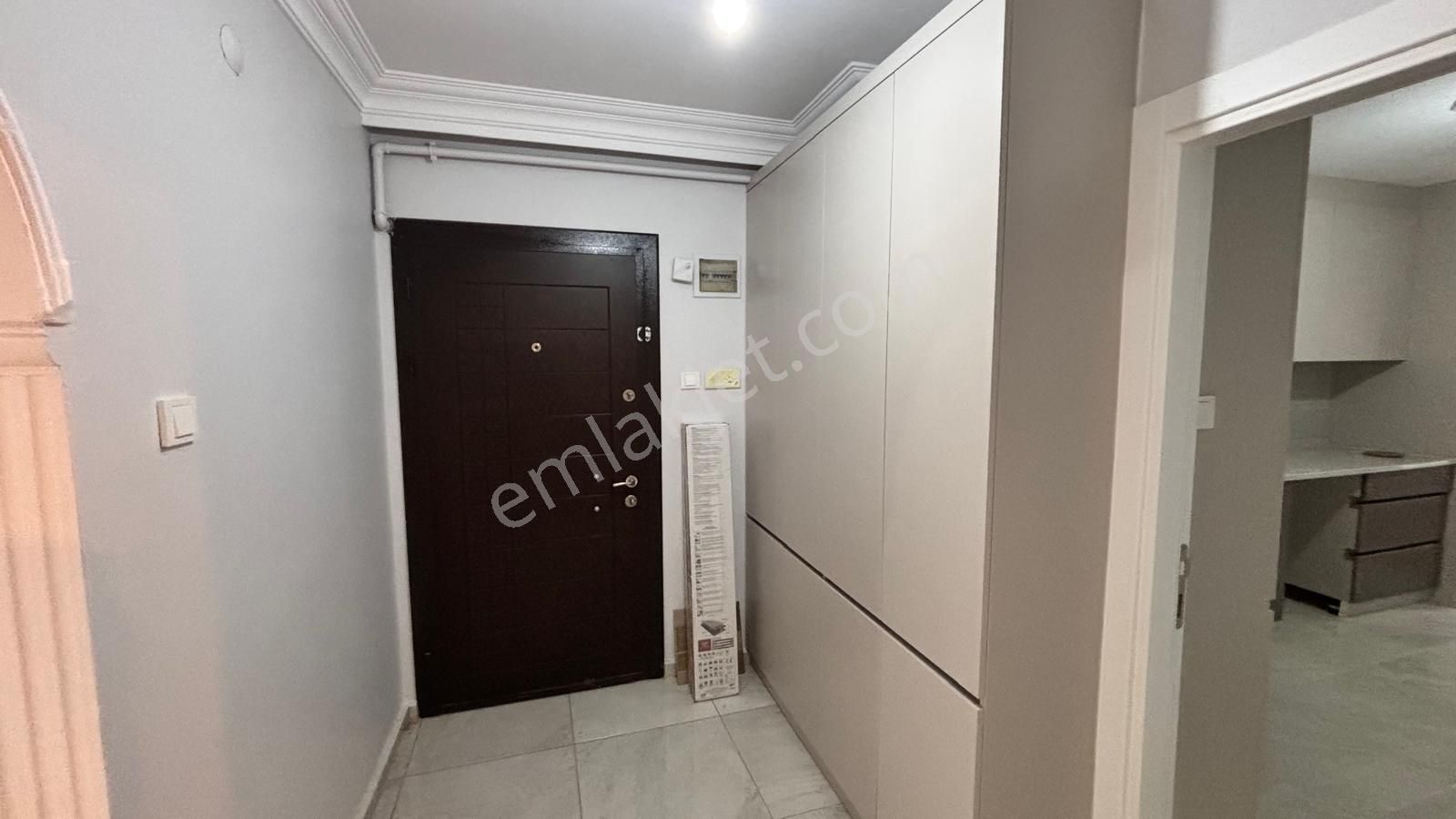 Barış Mahallesi Fsm Metroya 50 Metre 3+1 Kombili Daire - Görsel 2