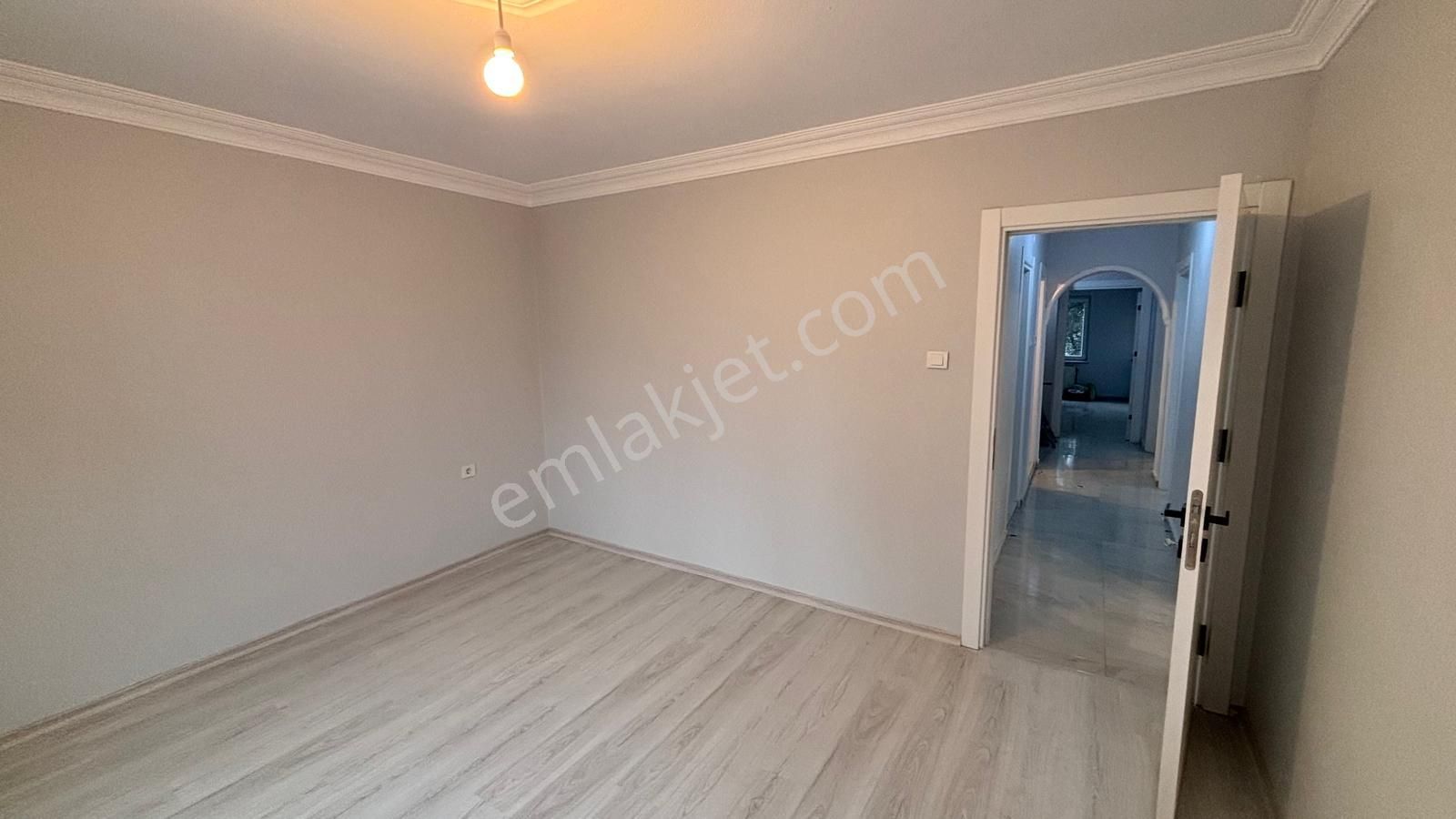 Barış Mahallesi Fsm Metroya 50 Metre 3+1 Kombili Daire - Görsel 8