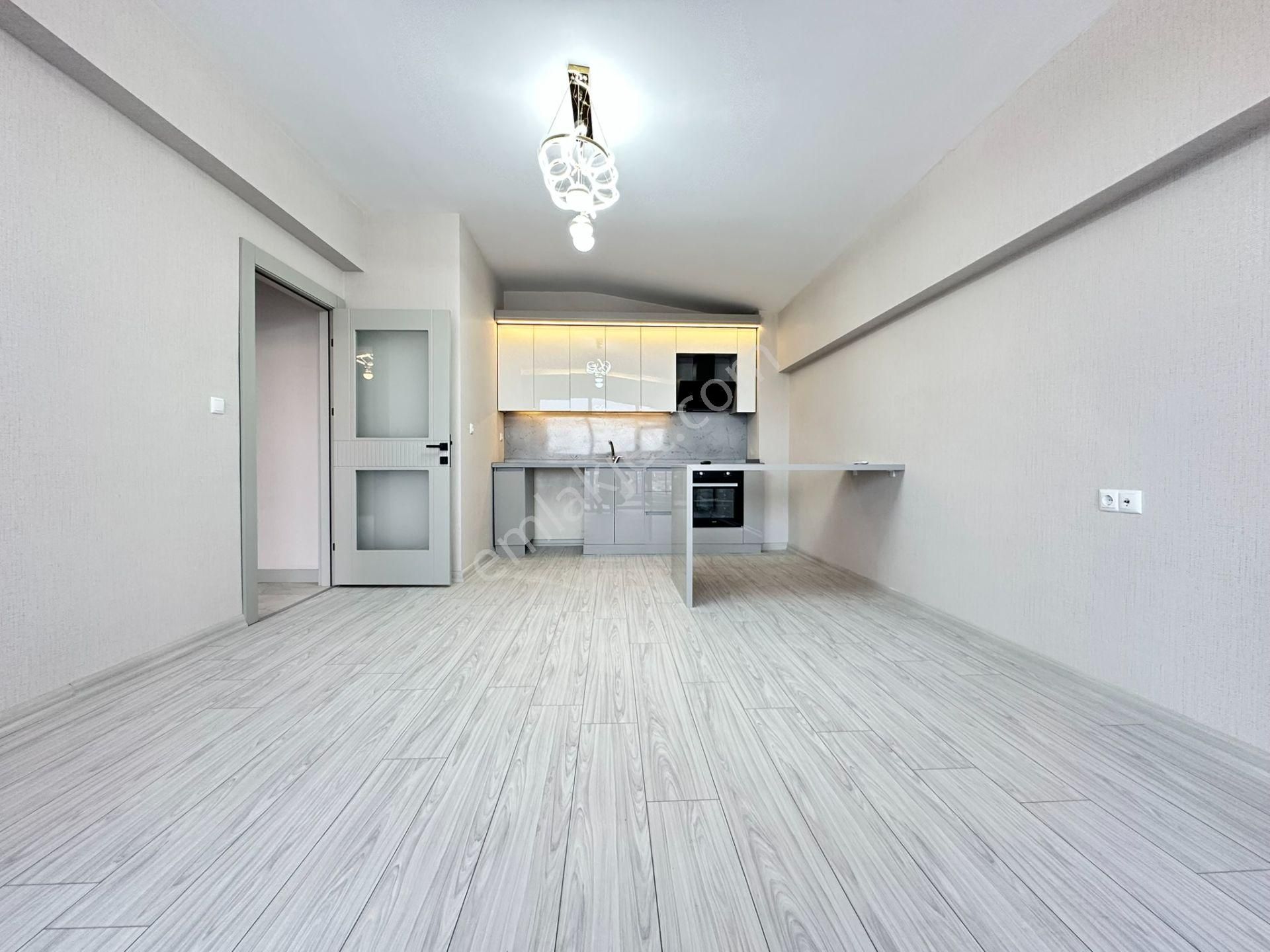 Pursaklar Mehmet Zengin Emlak'tan Otoparklı 3 Banyolu 2 Mutfaklı 3.kat Dubleks Daire - Görsel 10