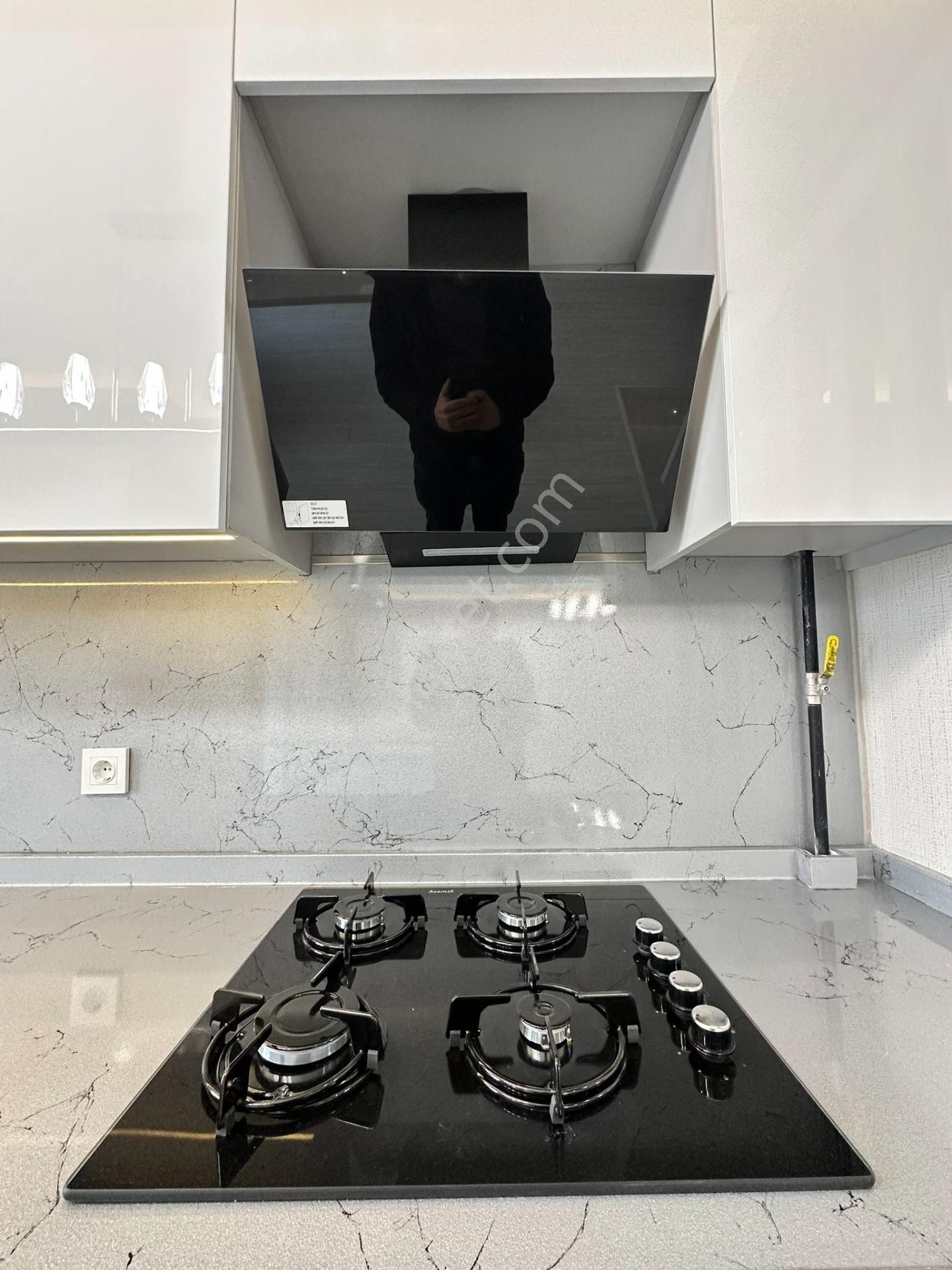 Pursaklar Mehmet Zengin Emlak'tan Otoparklı 3 Banyolu 2 Mutfaklı 3.kat Dubleks Daire - Görsel 7