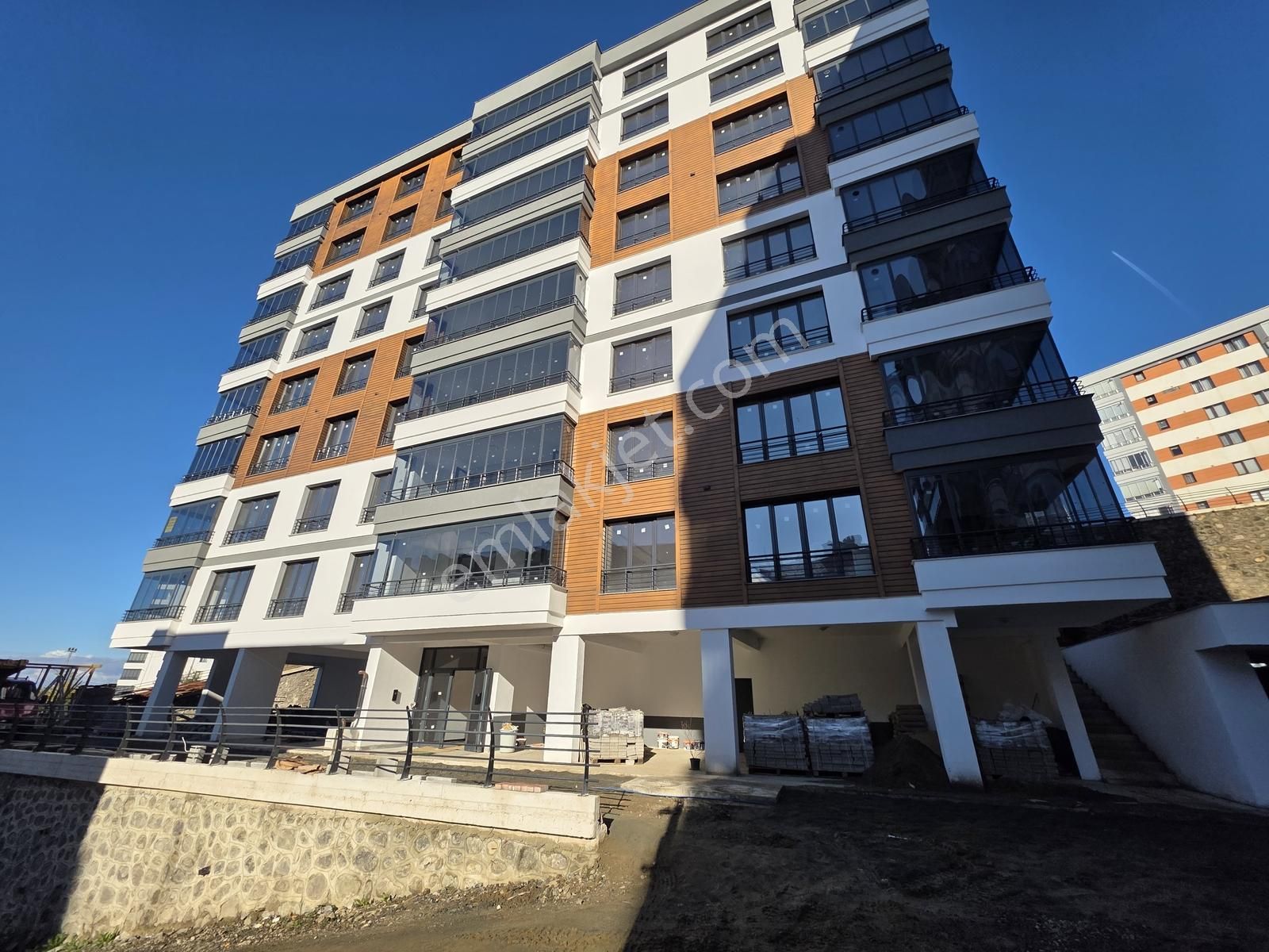 Ermax'dan Ünivertise Mah. 3+1 Sıfır Yerden Isıtma Daire