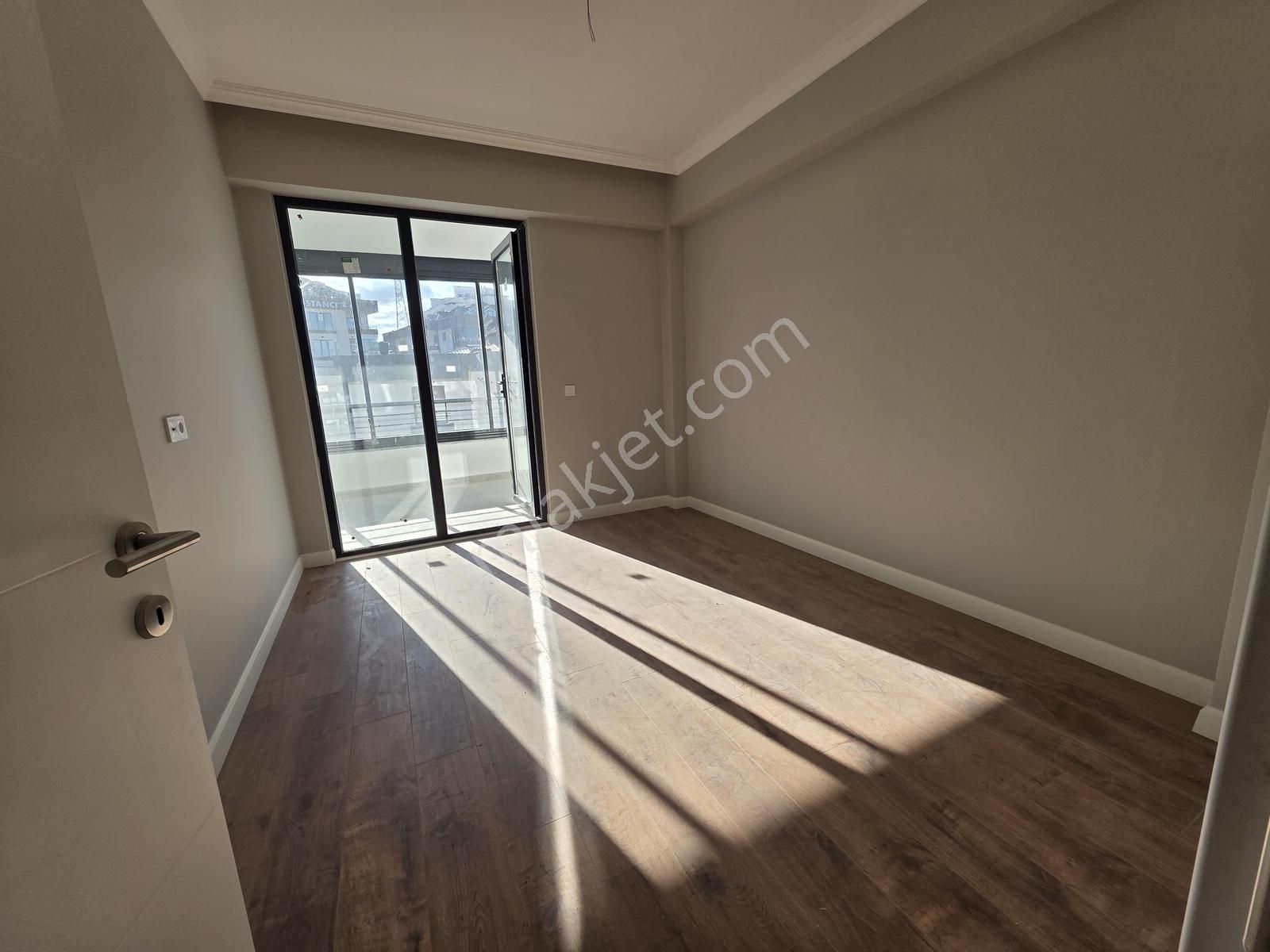 Ermax'dan Ünivertise Mah. 3+1 Sıfır Yerden Isıtma Daire - Görsel 17