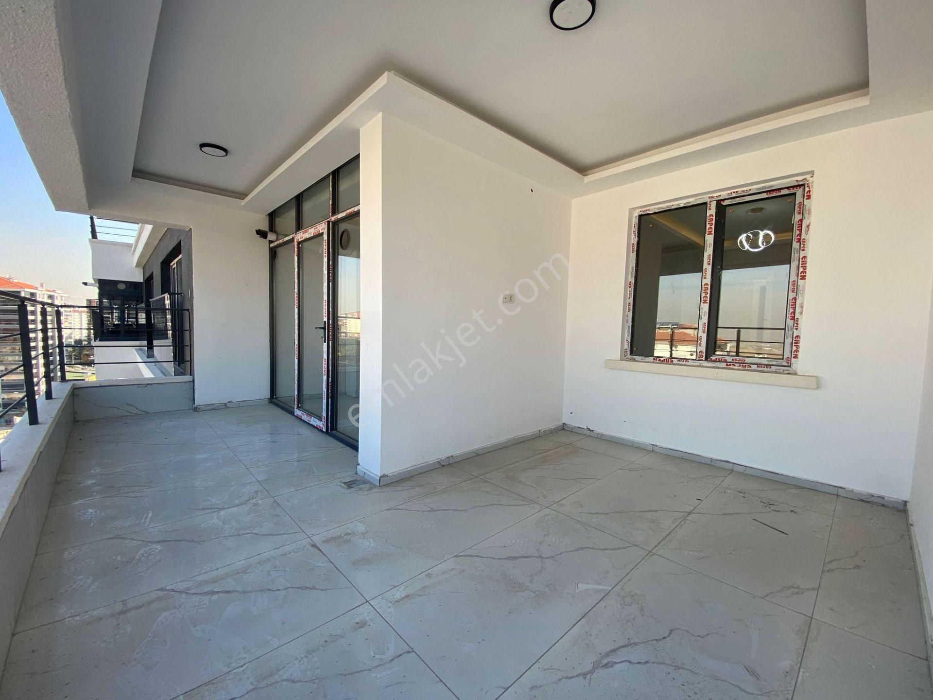 Nasip'ten Diş Hastanesi Bölgesinde Site İçersinde 4+1 Daire - Görsel 7
