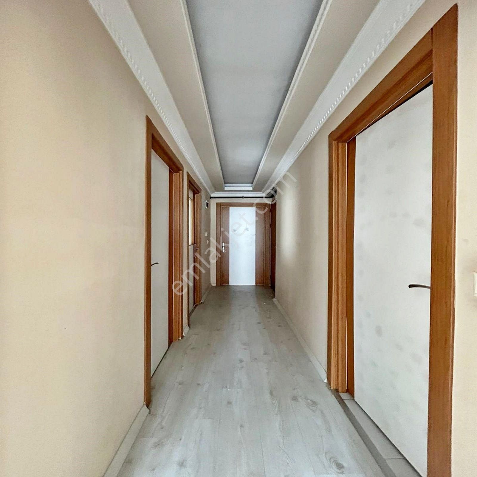 Selahattin Eyyübi Mahallesinde 2+1 Kiralık Balkonlu Ara Kat Daire - Görsel 6