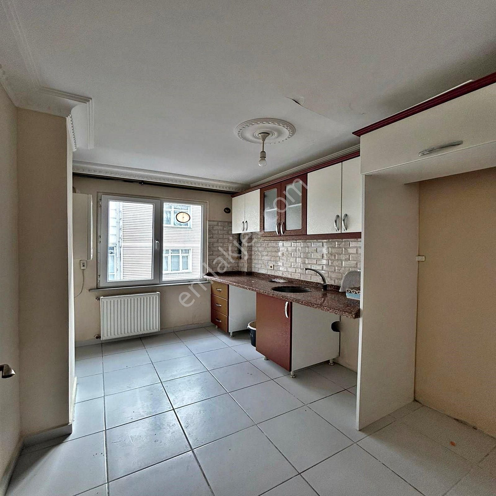 Selahattin Eyyübi Mahallesinde 2+1 Kiralık Balkonlu Ara Kat Daire - Görsel 17