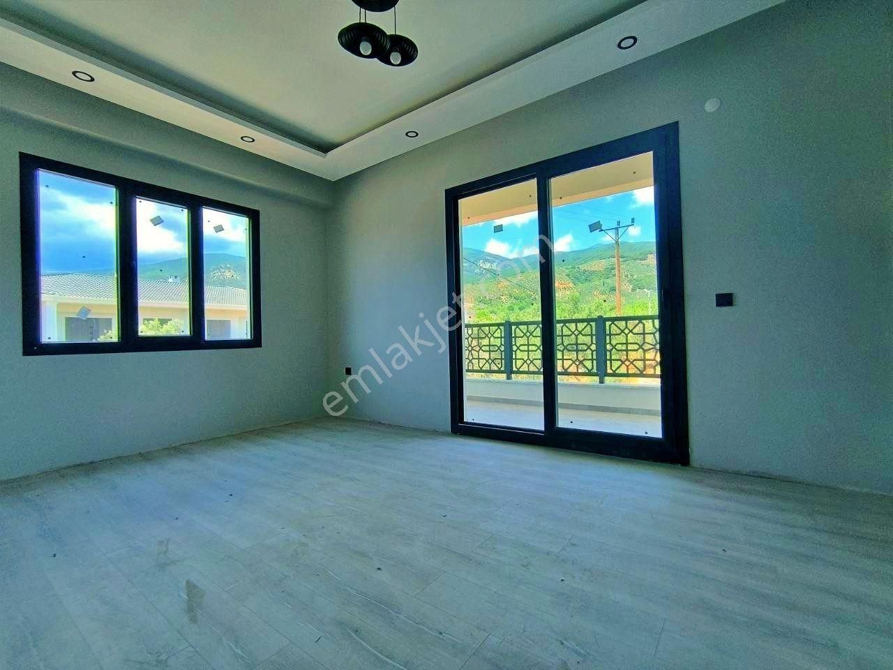 Uytundan Gürede Doğa Manzaralı Yerden Isıtmalı Bahçeli 2+1 Daire - Görsel 12