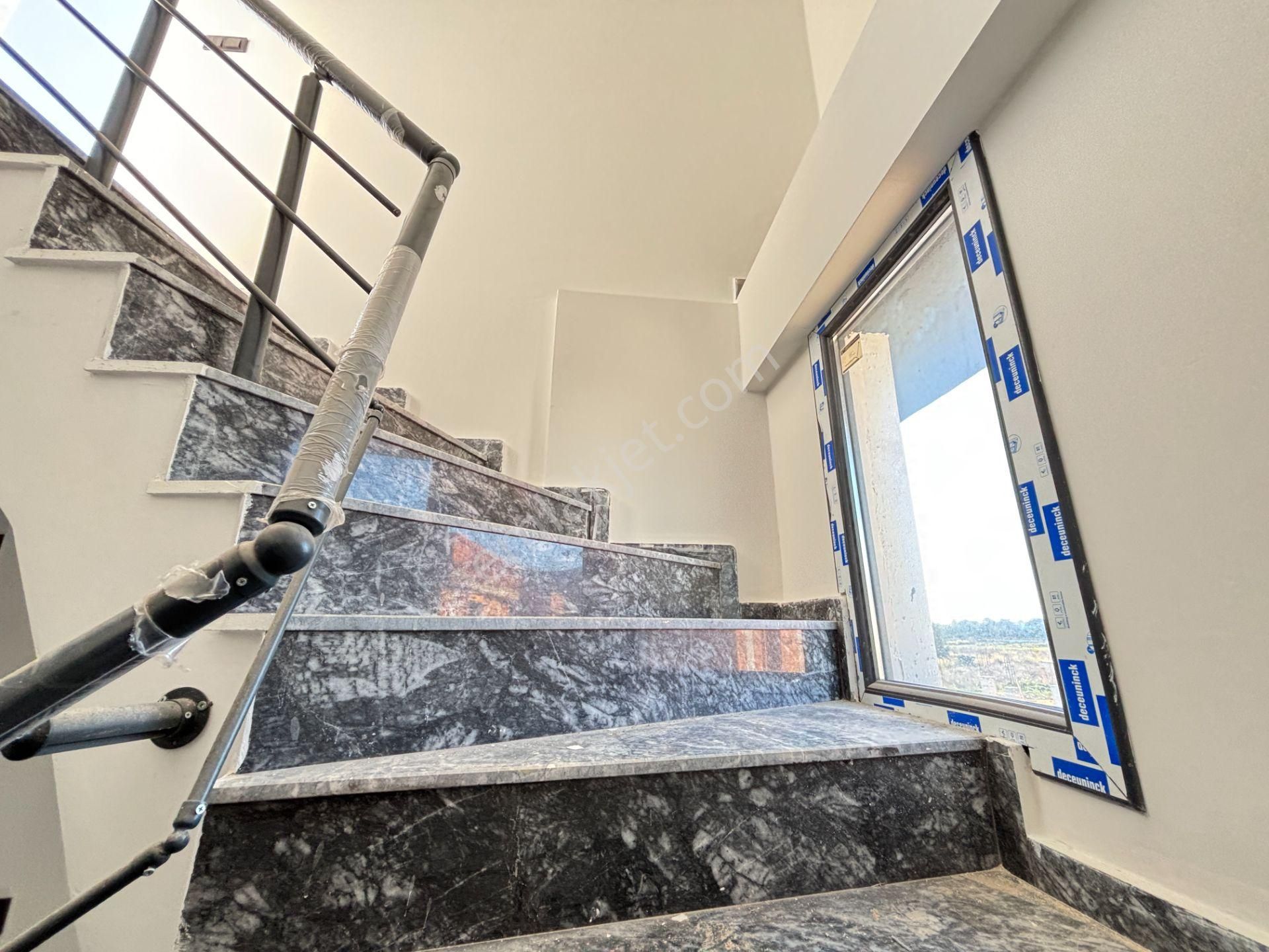 İzmir Seferihisar Cumhuriyet’de Güzel Konuma Sahip 3+1 Tripleks Yazlık Villa - Görsel 29