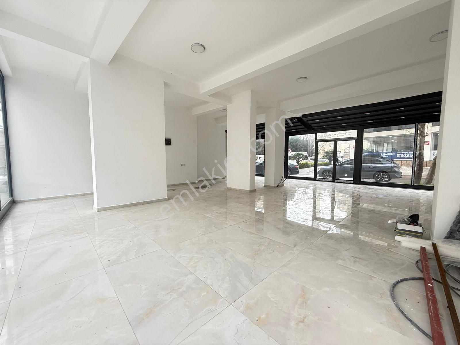 Focus'tan Tabela Değeri Yüksek, İşlek Cadde Üzerinde Dükkan - Görsel 13