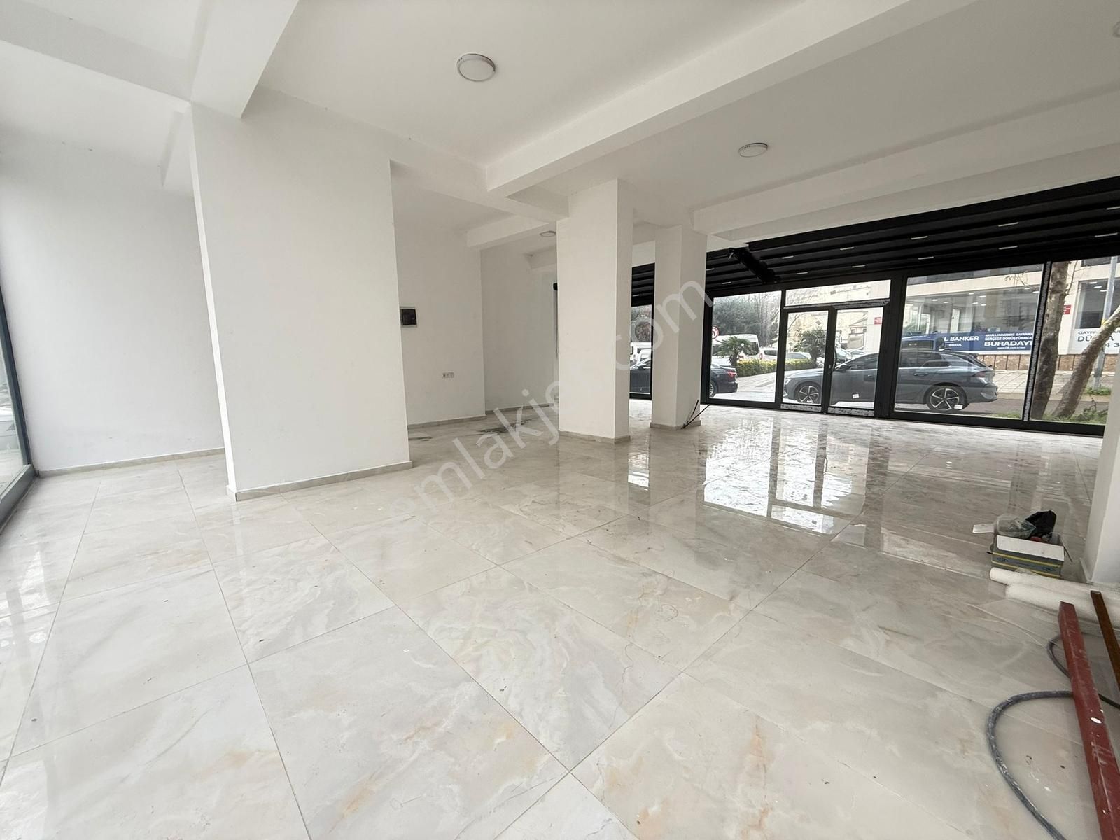 Focus'tan Tabela Değeri Yüksek, İşlek Cadde Üzerinde Dükkan - Görsel 28