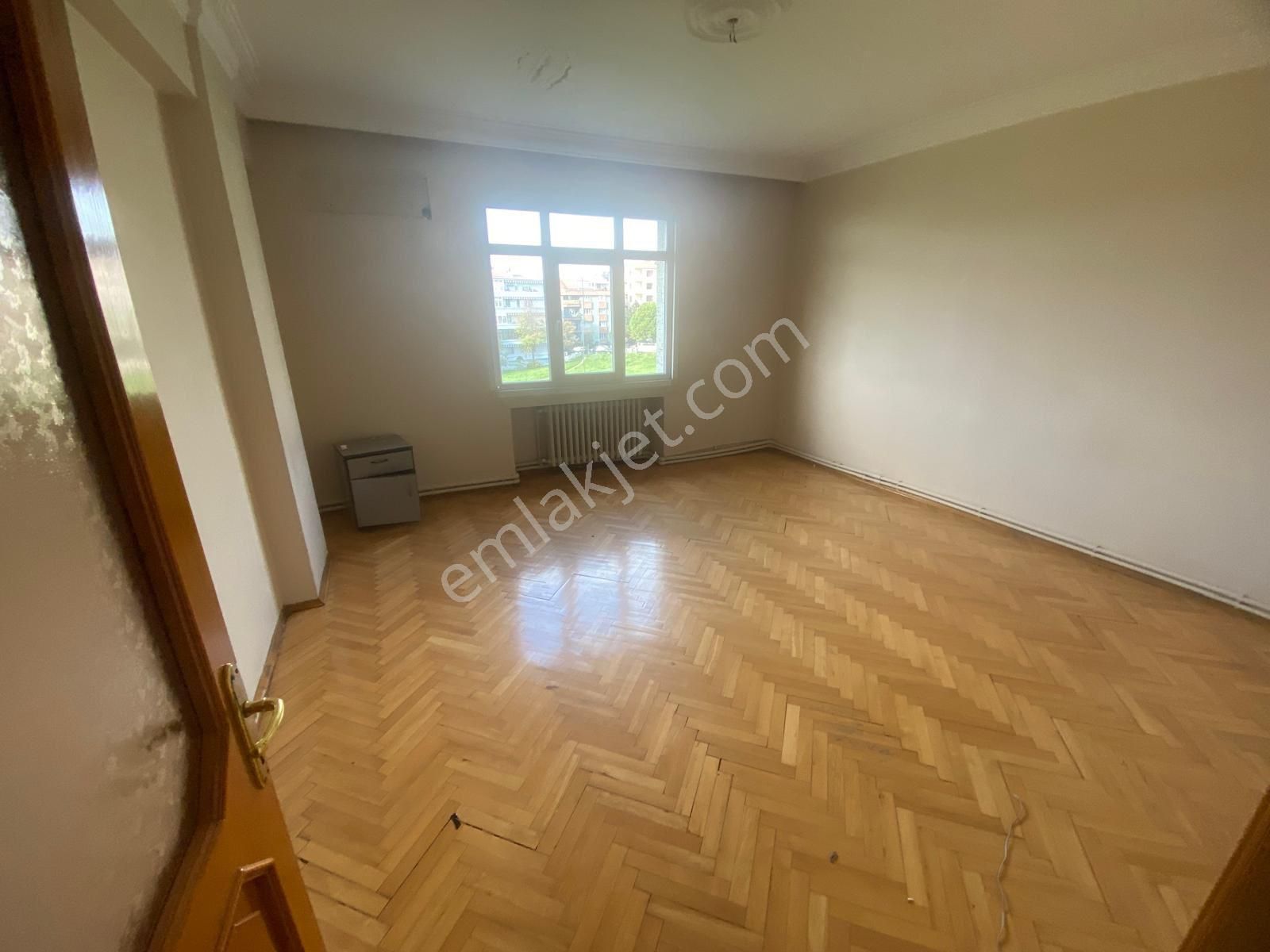 Full Denşz Manzaralı 5+2 Sağlam Binada 230m2 Asansörlğ Kiralık Dublex Daire - Görsel 23