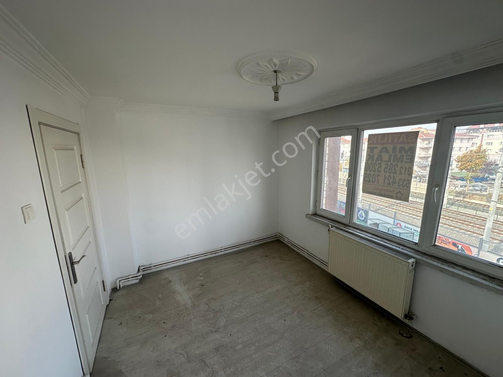 Emlak Danışmanım'dan Atatürk Mh Trene Yakın 3+1 Katta Salon Bağımsız Fırsat Dairesi - Görsel 23