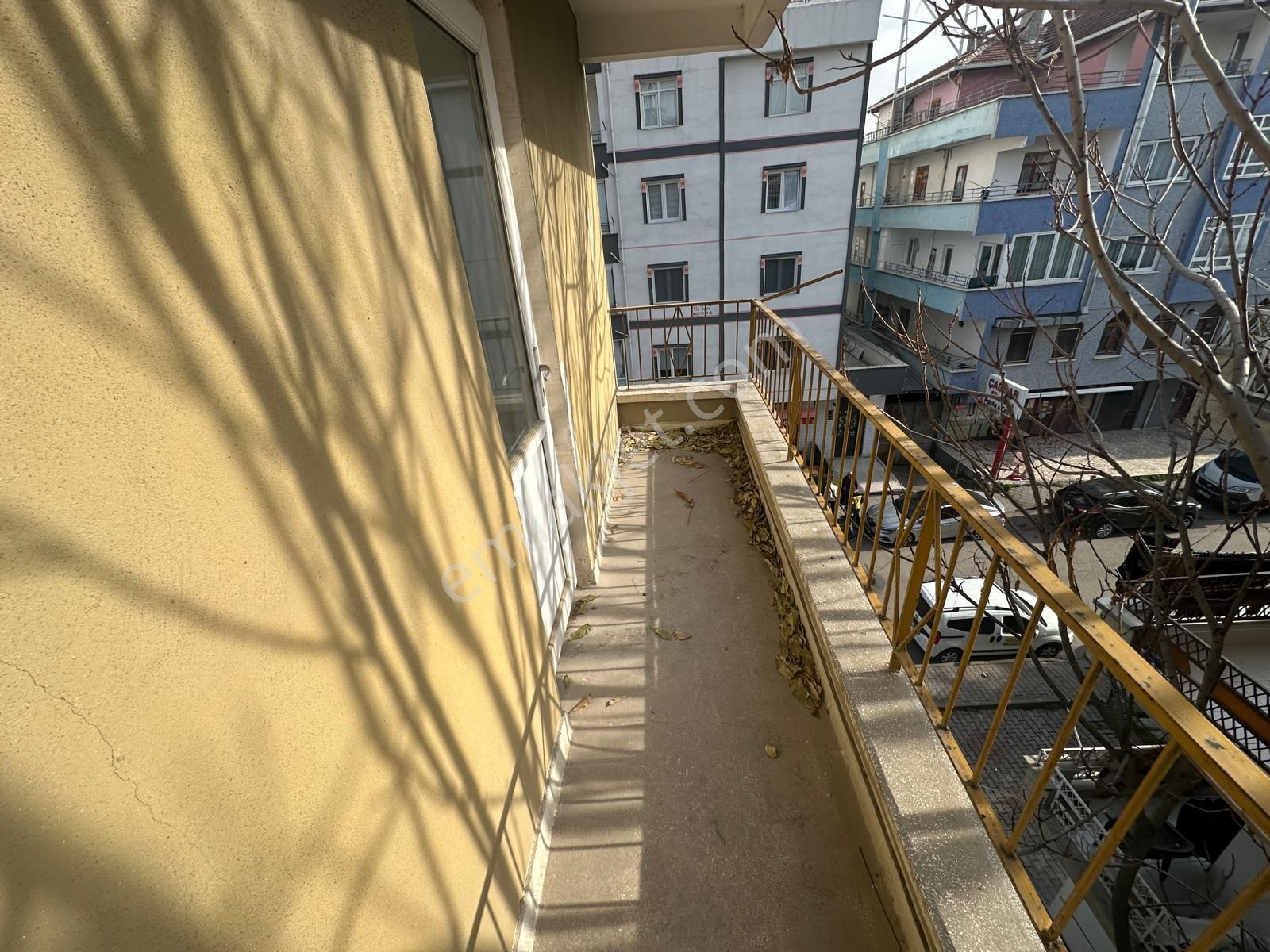 Emlak Danışmanım'dan Atatürk Mh Trene Yakın 3+1 Katta Salon Bağımsız Fırsat Dairesi - Görsel 19