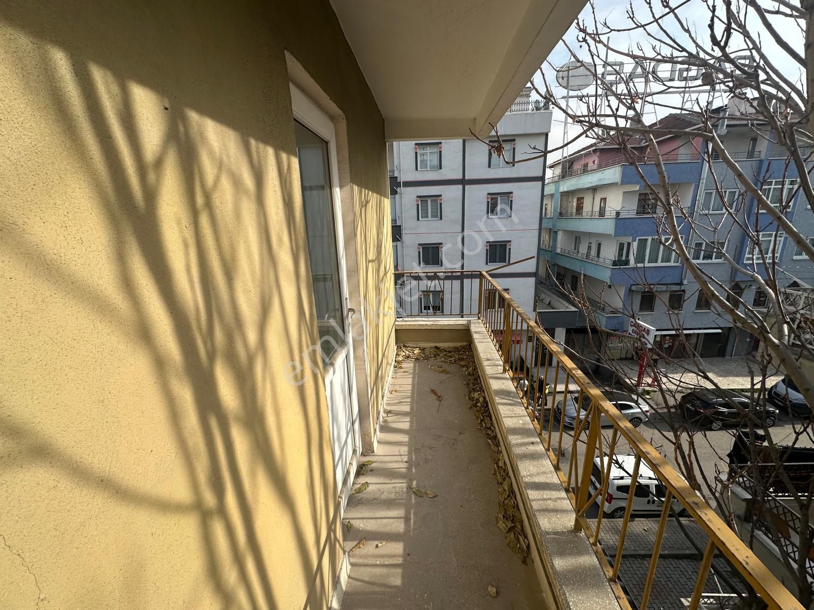 Emlak Danışmanım'dan Atatürk Mh Trene Yakın 3+1 Katta Salon Bağımsız Fırsat Dairesi - Görsel 15