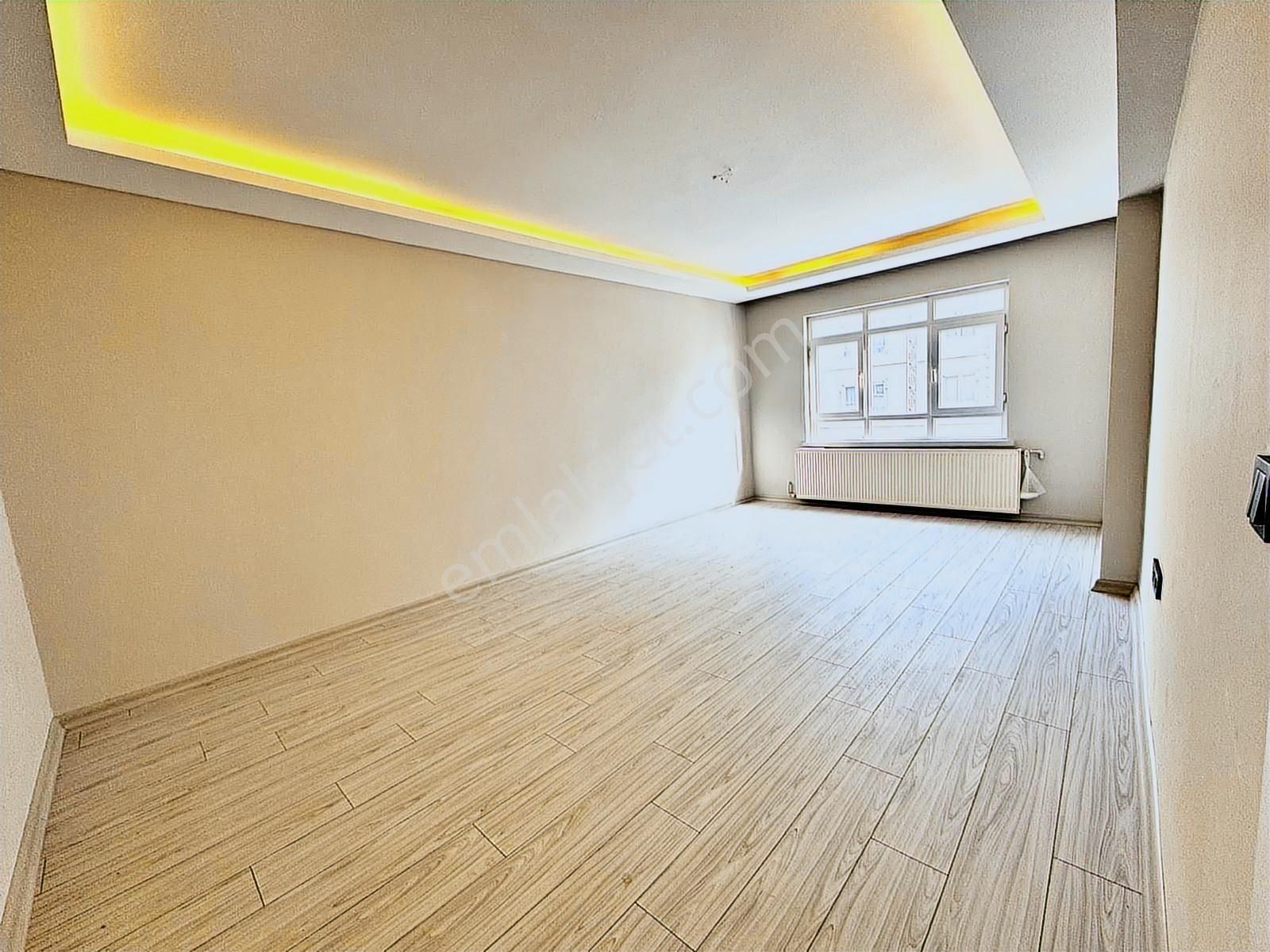 Alsancak Mah. Caddeye Paralel Geniş Lüks 3+1 Satılık Daire - Görsel 5