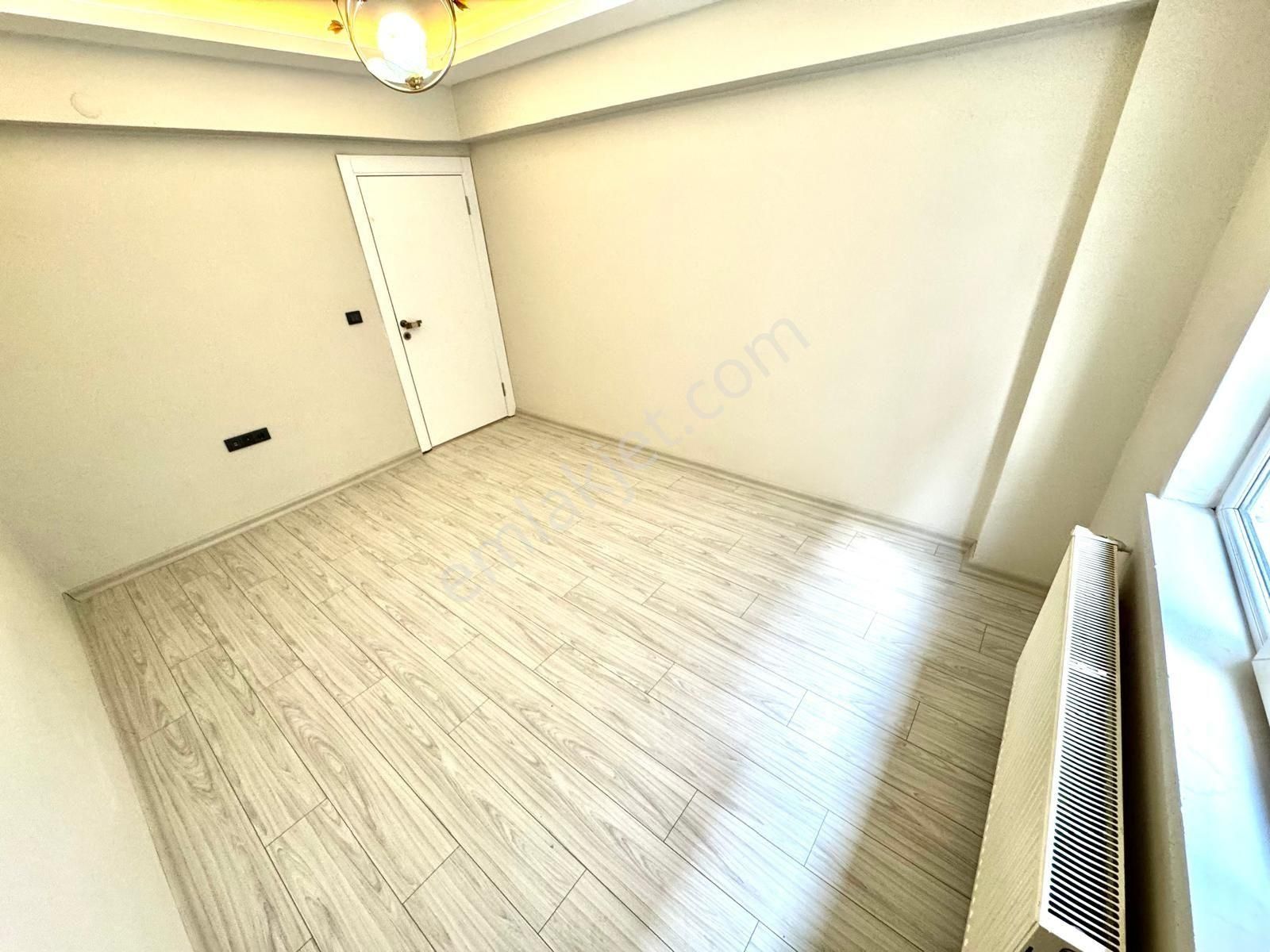 Alsancak Mah. Caddeye Paralel Geniş Lüks 3+1 Satılık Daire - Görsel 19