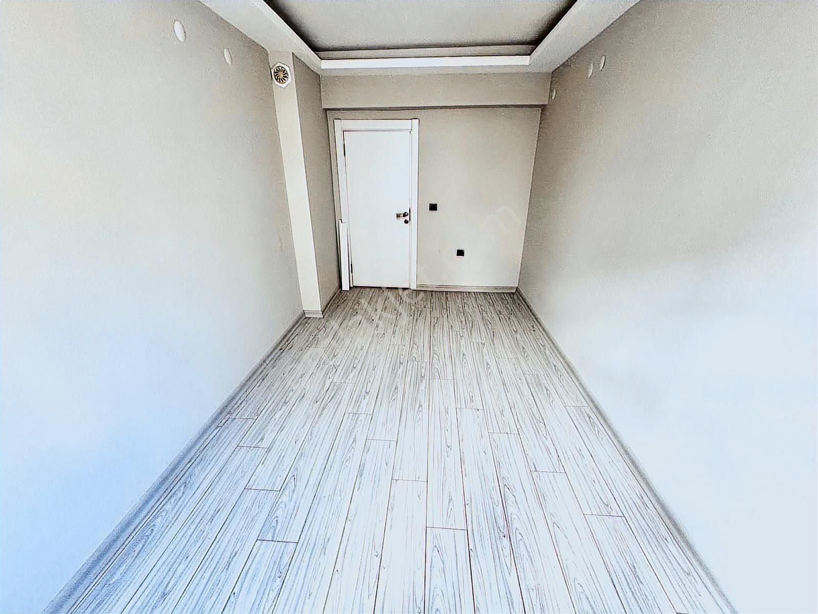 Alsancak Mah. Caddeye Paralel Geniş Lüks 3+1 Satılık Daire - Görsel 17