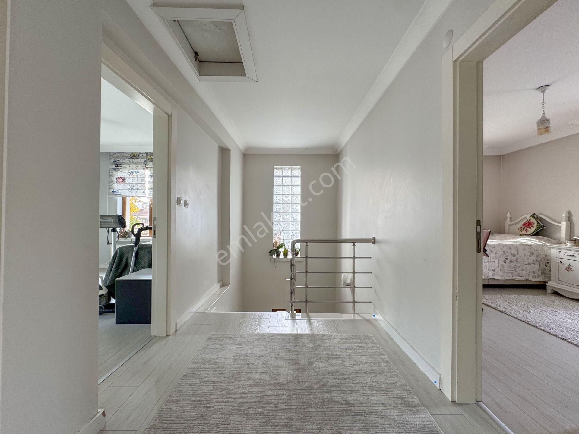 Pursaklarda Site Dairesimi Almakmantıklı Yoksa Böle Bir Villamı? - Görsel 28