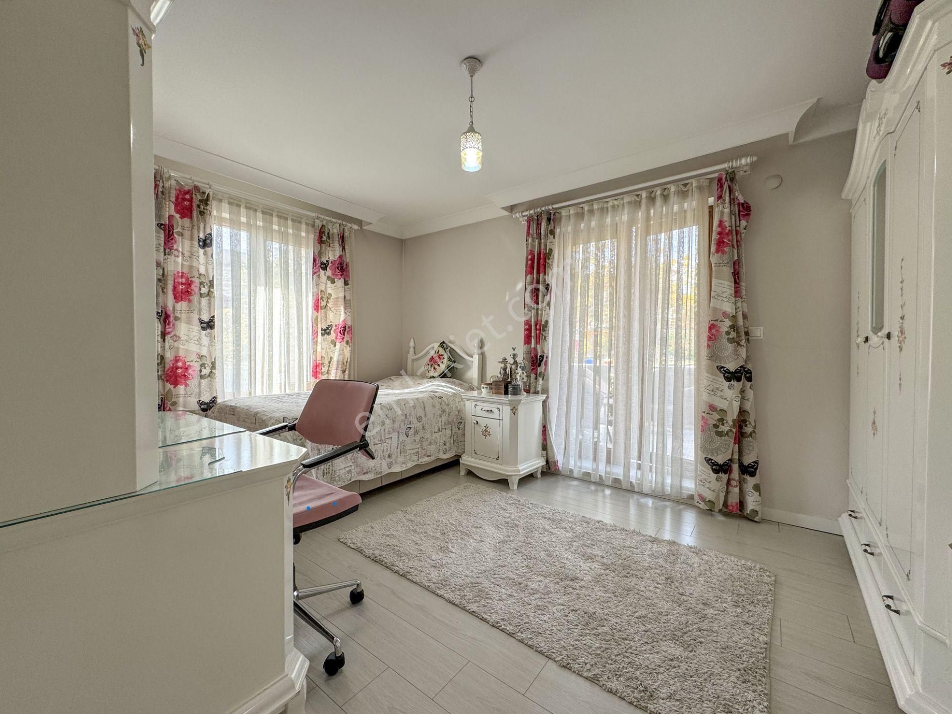 Pursaklarda Site Dairesimi Almakmantıklı Yoksa Böle Bir Villamı? - Görsel 22