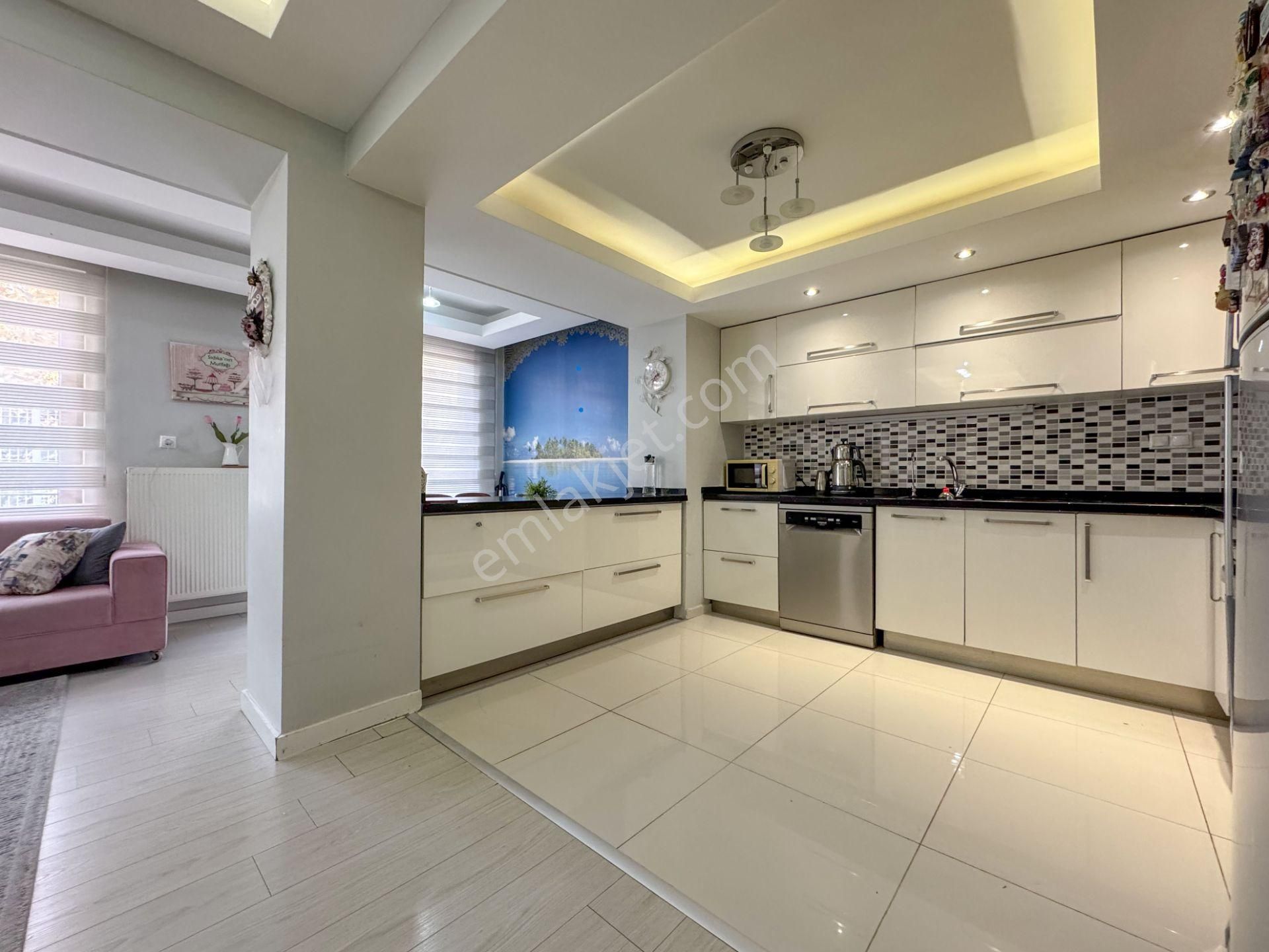 Pursaklarda Site Dairesimi Almakmantıklı Yoksa Böle Bir Villamı? - Görsel 4