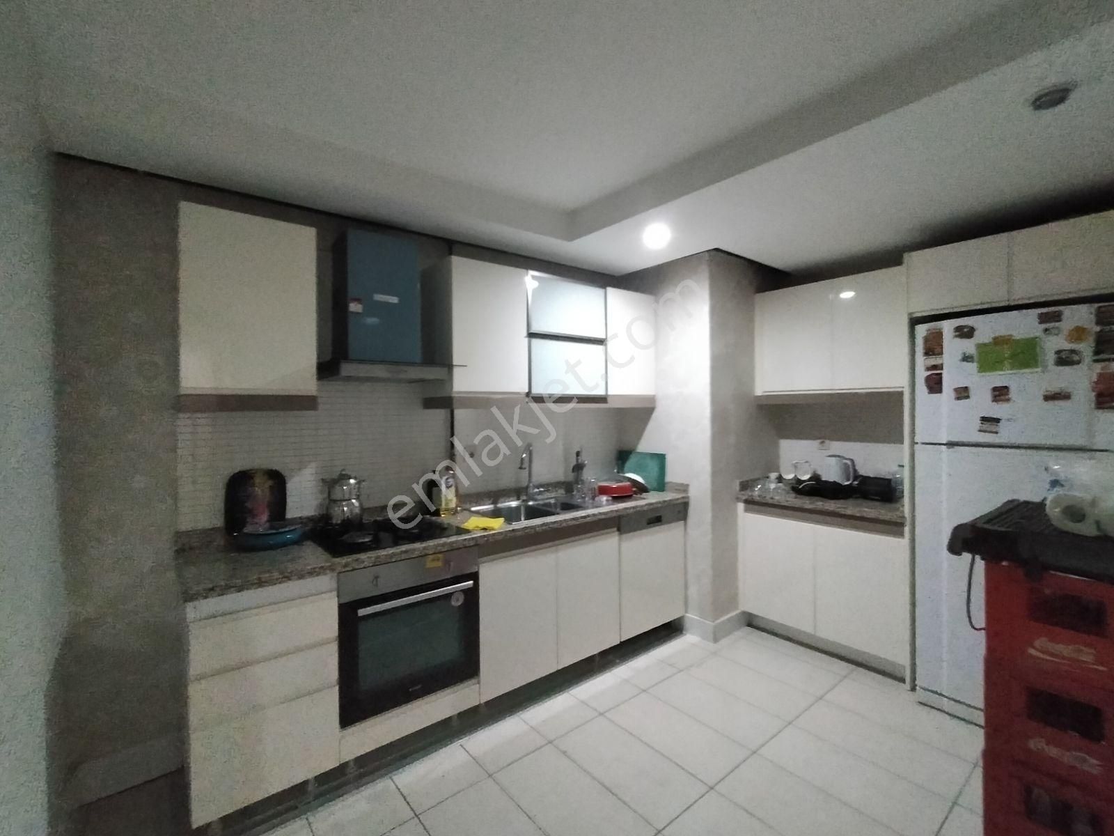 Beylikdüzü Kubis Park Teraslı 2+1 Eşyalı Kiralık Ofis - Görsel 22