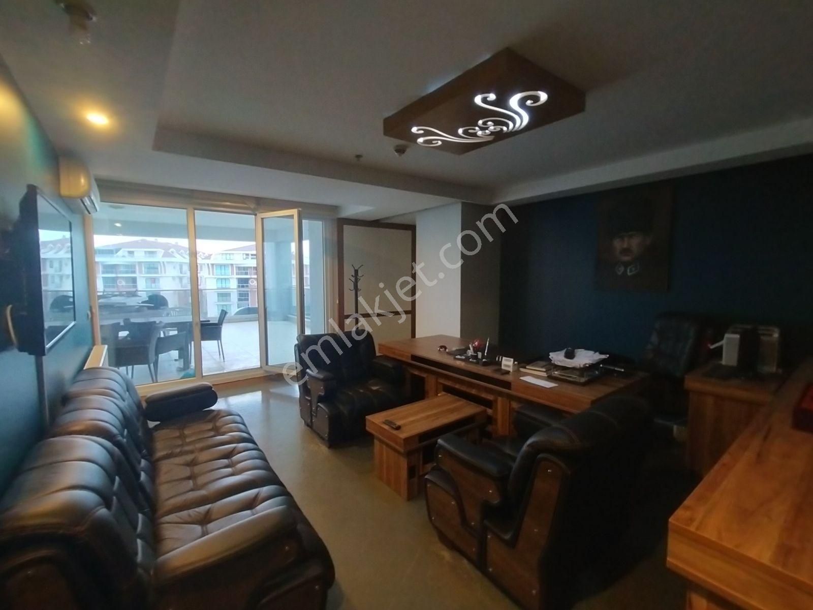 Beylikdüzü Kubis Park Teraslı 2+1 Eşyalı Kiralık Ofis - Görsel 4
