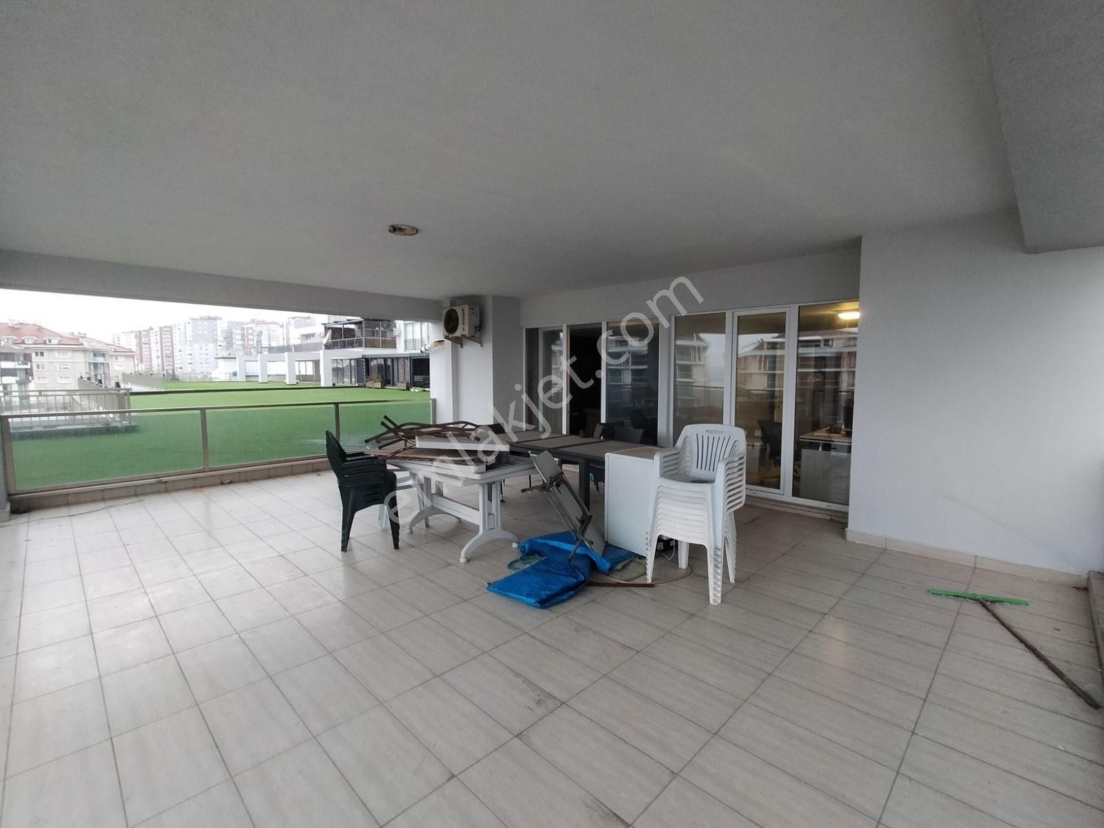 Beylikdüzü Kubis Park Teraslı 2+1 Eşyalı Kiralık Ofis - Görsel 17