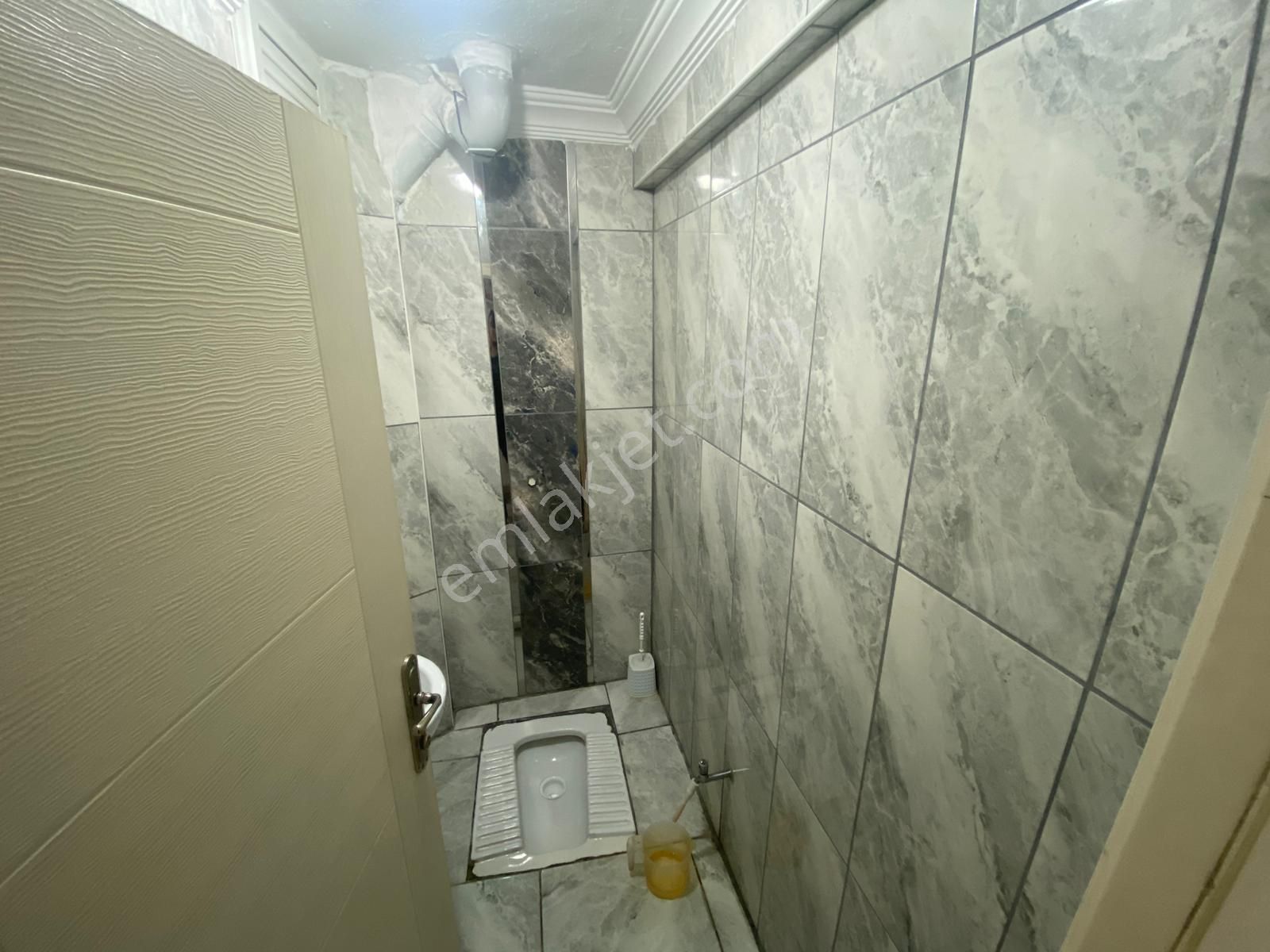 Atatürk Mahallesinde 3+1 Yapılı Bahçe Katı - Görsel 33