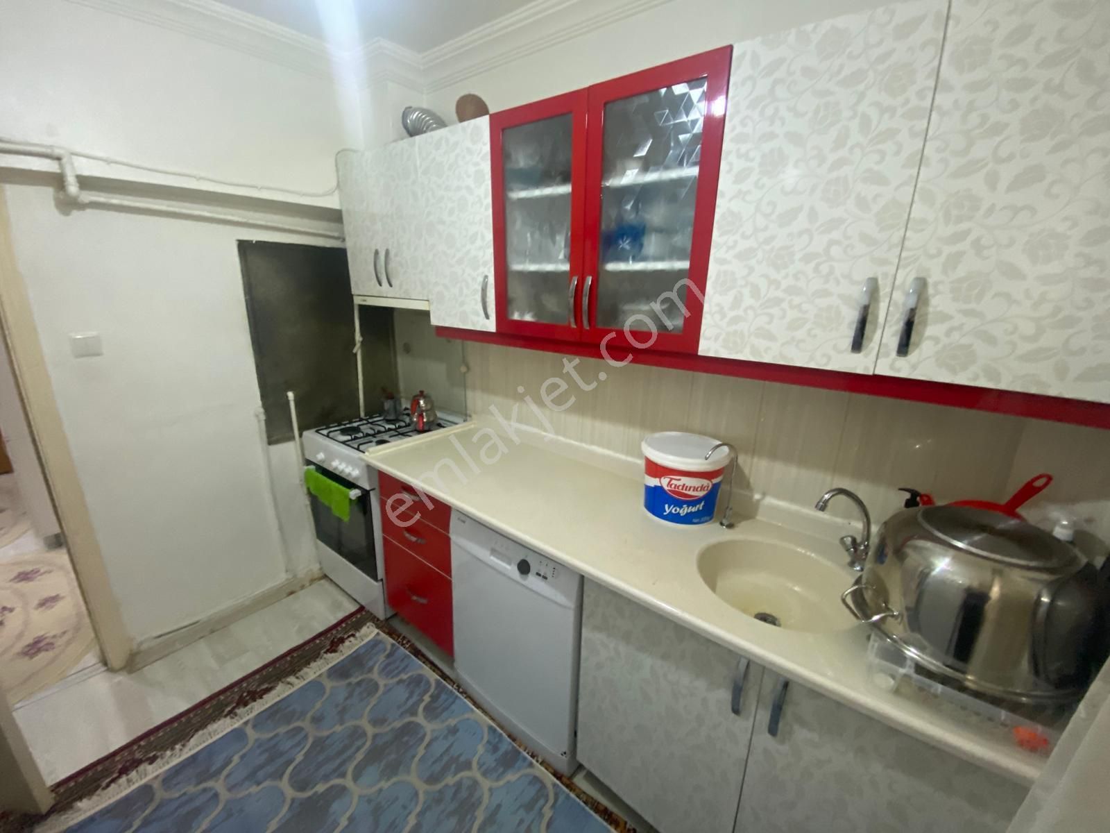 Atatürk Mahallesinde 3+1 Yapılı Bahçe Katı - Görsel 3