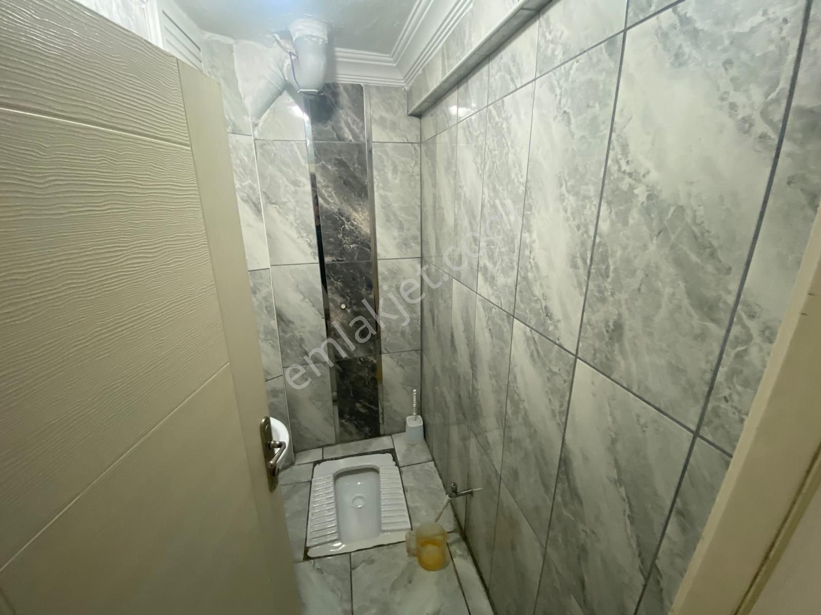 Atatürk Mahallesinde 3+1 Yapılı Bahçe Katı - Görsel 35