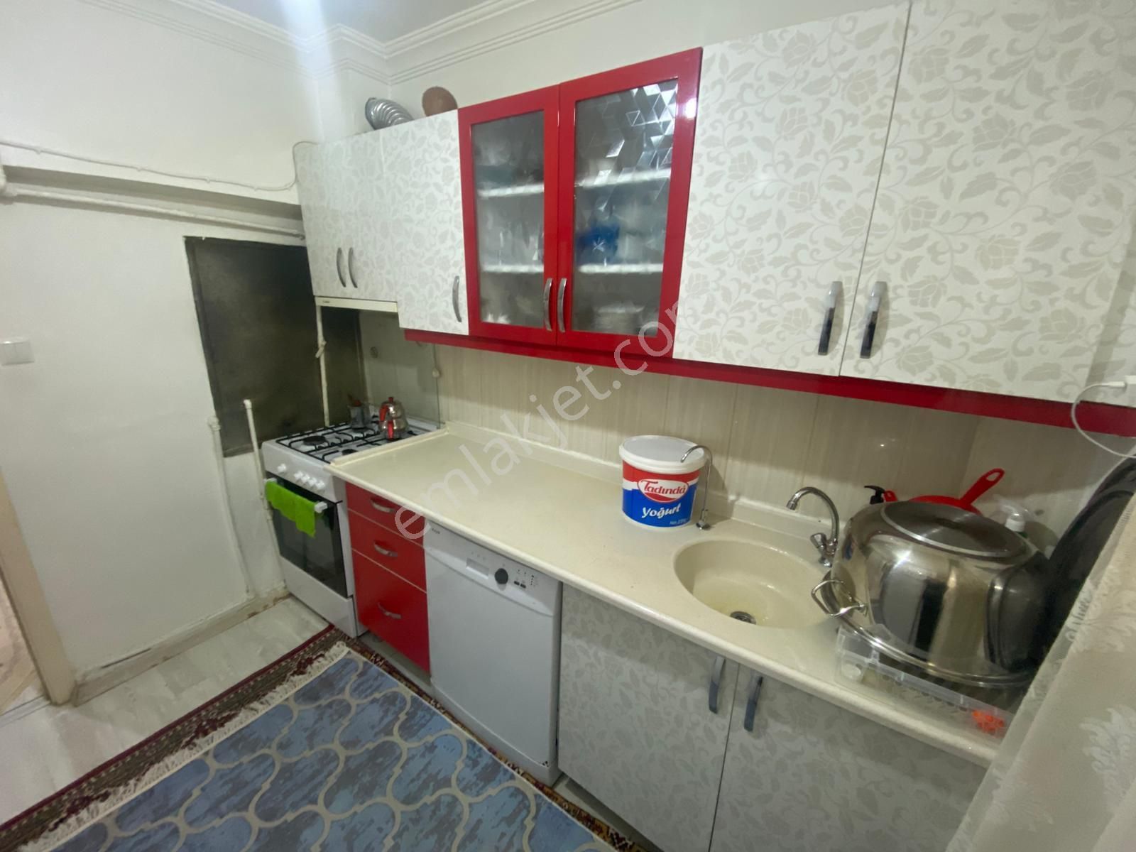 Atatürk Mahallesinde 3+1 Yapılı Bahçe Katı - Görsel 2