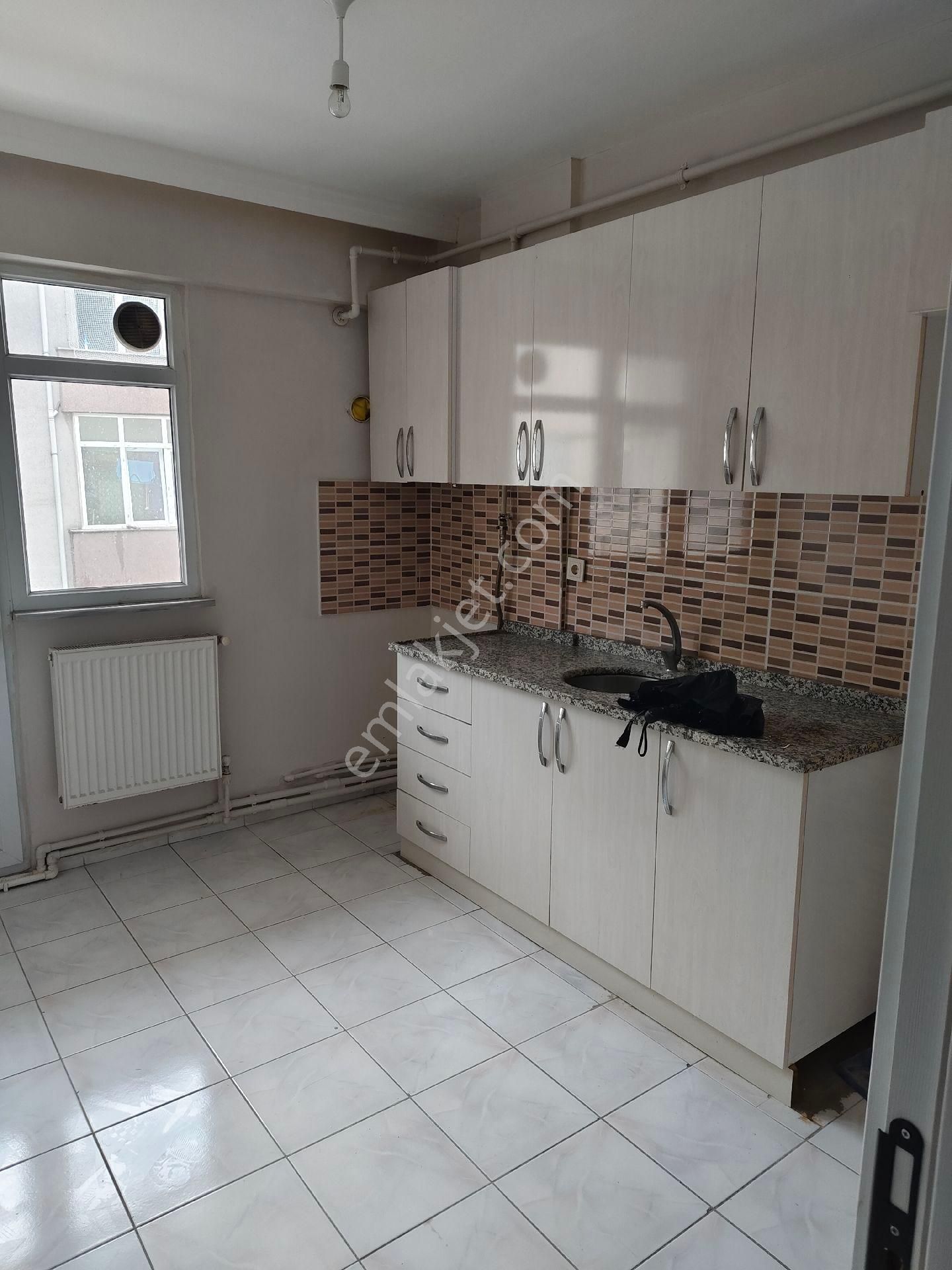 Çorlu Reşadiye Mahellesinde Satilik 2t1 Daire Arakat - Görsel 2