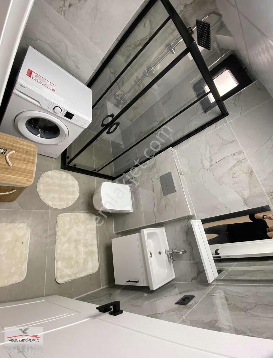 Atakum'da Tramvaya 400 Metre Eşyalı Satılık Sıfır 1+1 Daire - Görsel 3