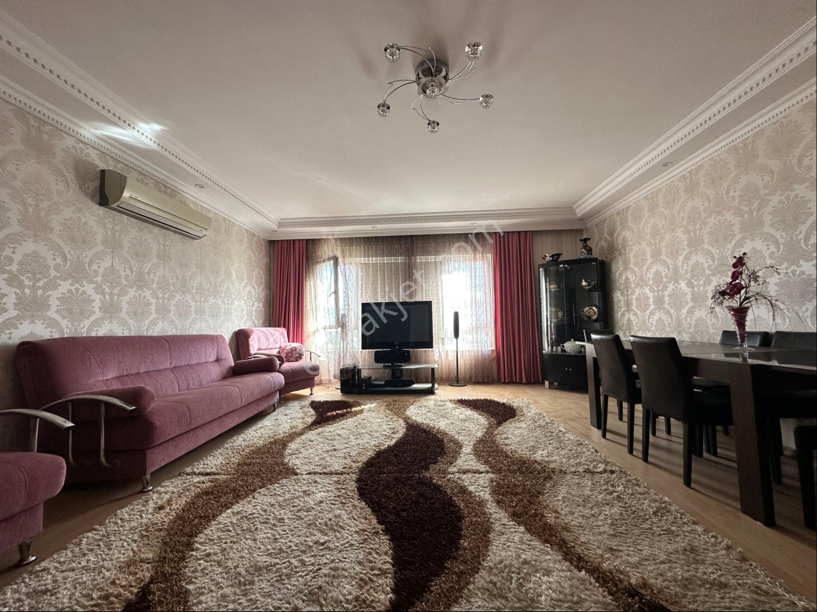 Meydankavağı Harika Konum Ultra Geniş 3+1 Ebeveyn Banyolu Fırsat Daire - Görsel 14