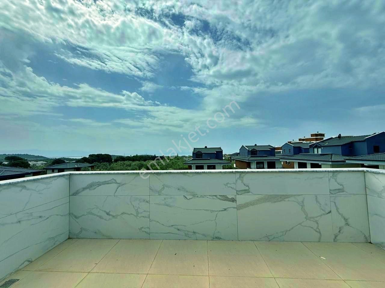 Uytundan Güre Oteller Bölgesinde Havuzlu Manzaralı Lüx 3+1 Villa - Görsel 27