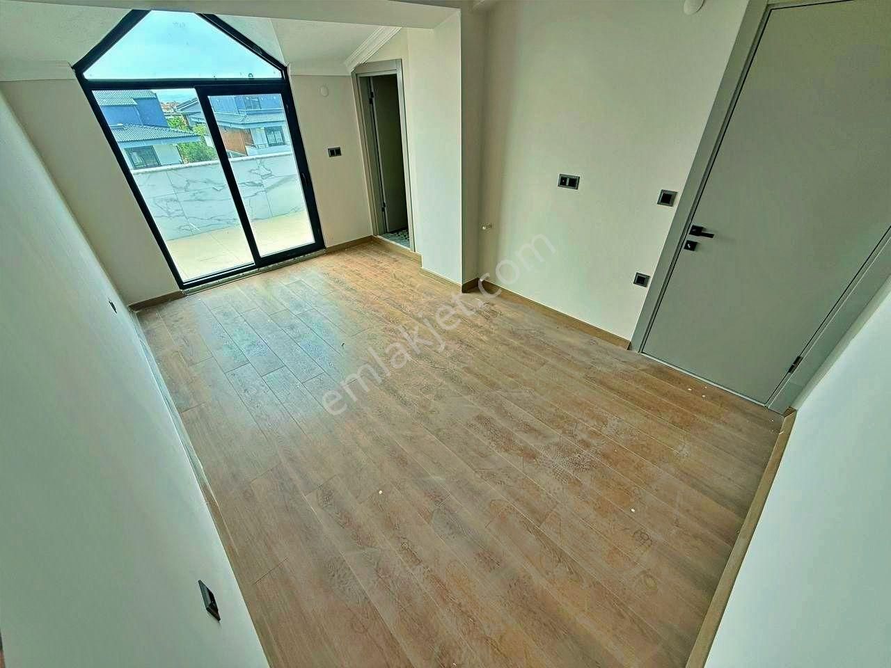 Uytundan Güre Oteller Bölgesinde Havuzlu Manzaralı Lüx 3+1 Villa - Görsel 8