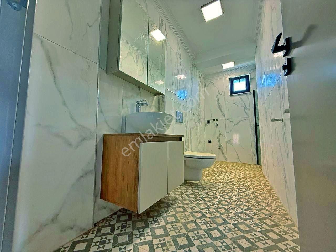 Uytundan Güre Oteller Bölgesinde Havuzlu Manzaralı Lüx 3+1 Villa - Görsel 21