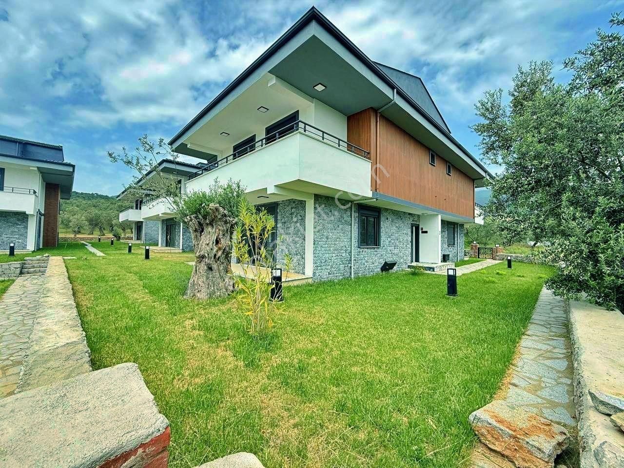 Uytundan Güre Oteller Bölgesinde Havuzlu Manzaralı Lüx 3+1 Villa - Görsel 35