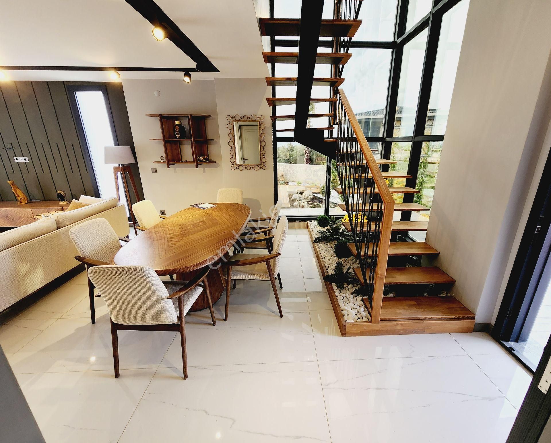 Karova Satılık Aşağıda Oda Deniz Manzaralı - Görsel 17