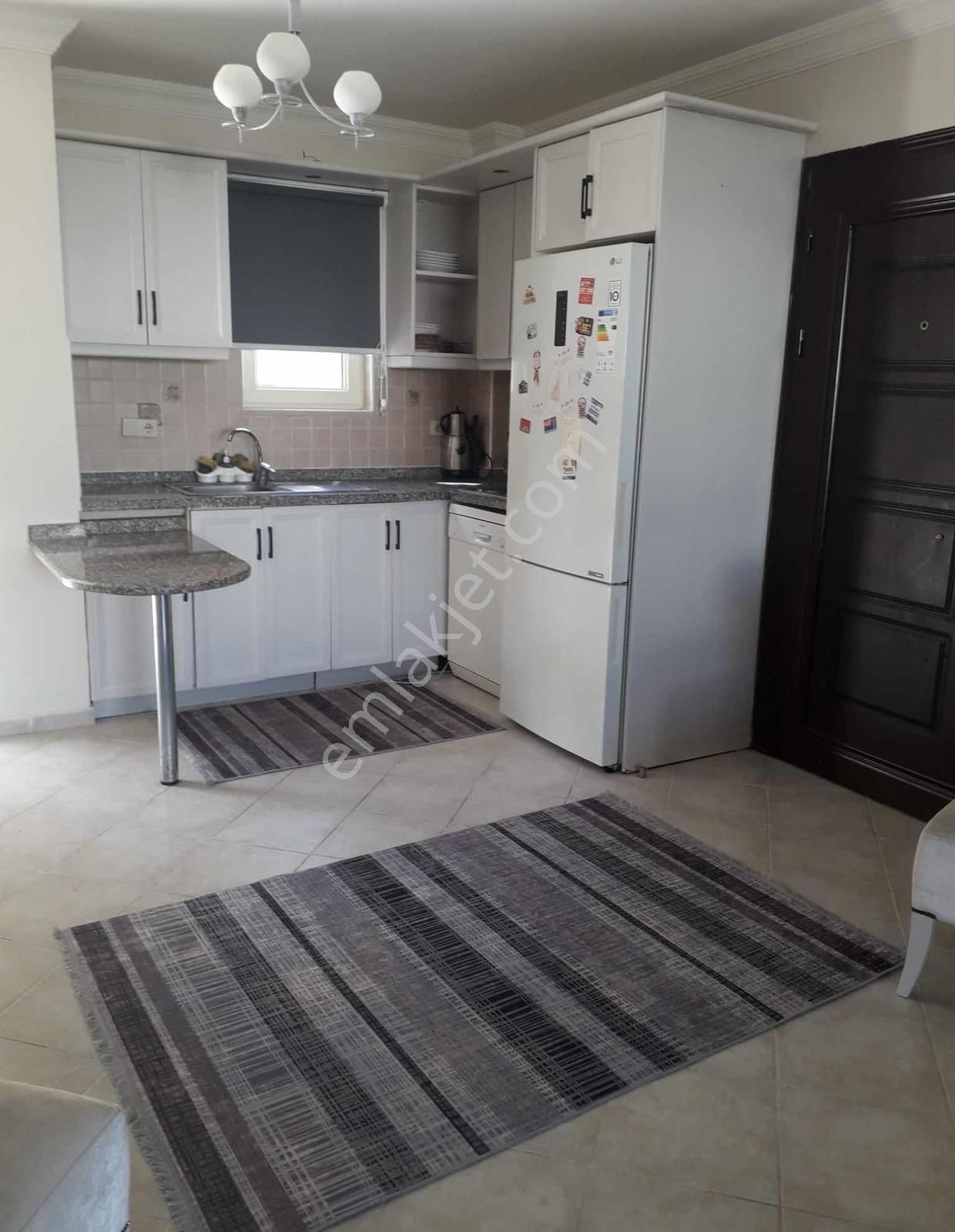 Adabükü 2+1 Eşyalı Bahçe Katı Havuzlu Siteiçi Kiralık Daire - Görsel 3