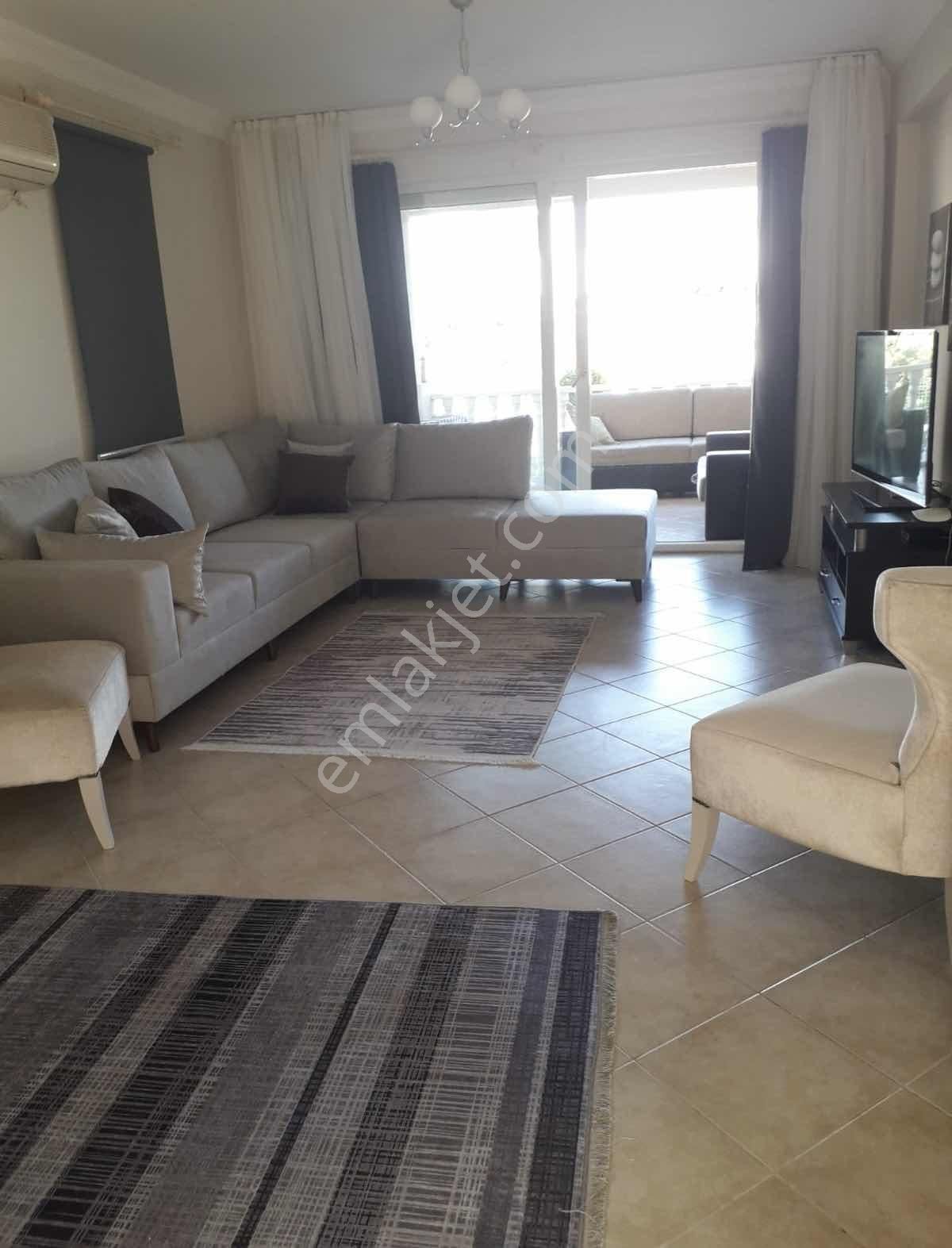 Adabükü 2+1 Eşyalı Bahçe Katı Havuzlu Siteiçi Kiralık Daire