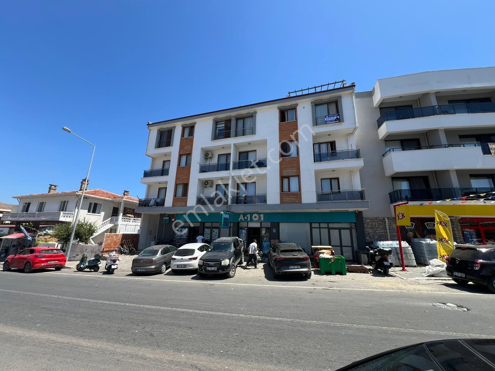 Gökçeada Merkez Fatih Mahallesi Satılık 3+1 Daire!