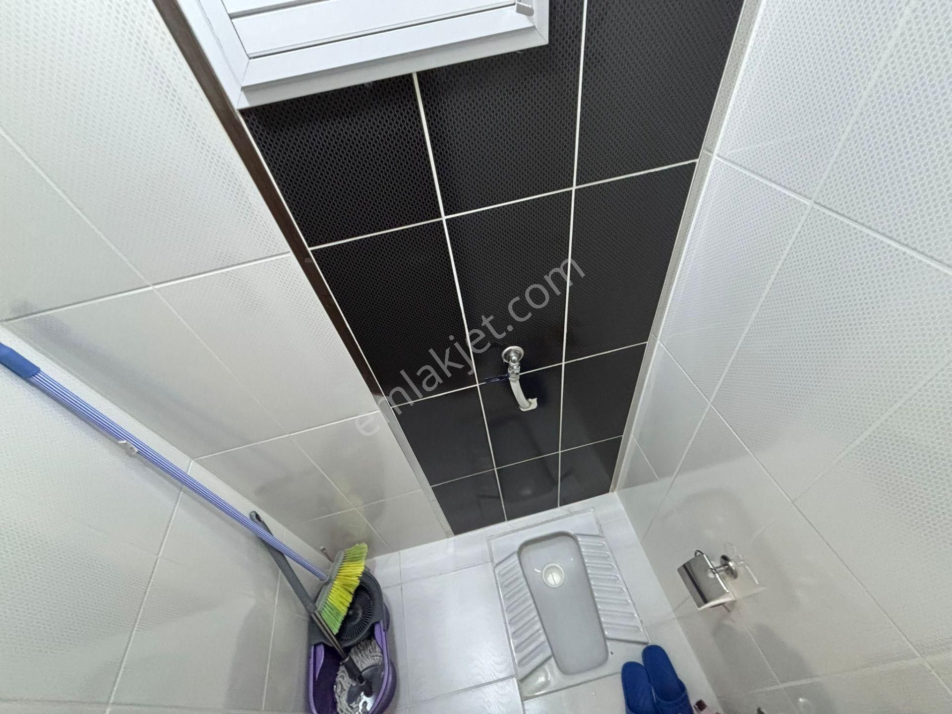 19 Mayıs Caddesi Üzeri Orta Kat 3+1 Ön Cephe Lüks Bağımsız Geniş - Görsel 5