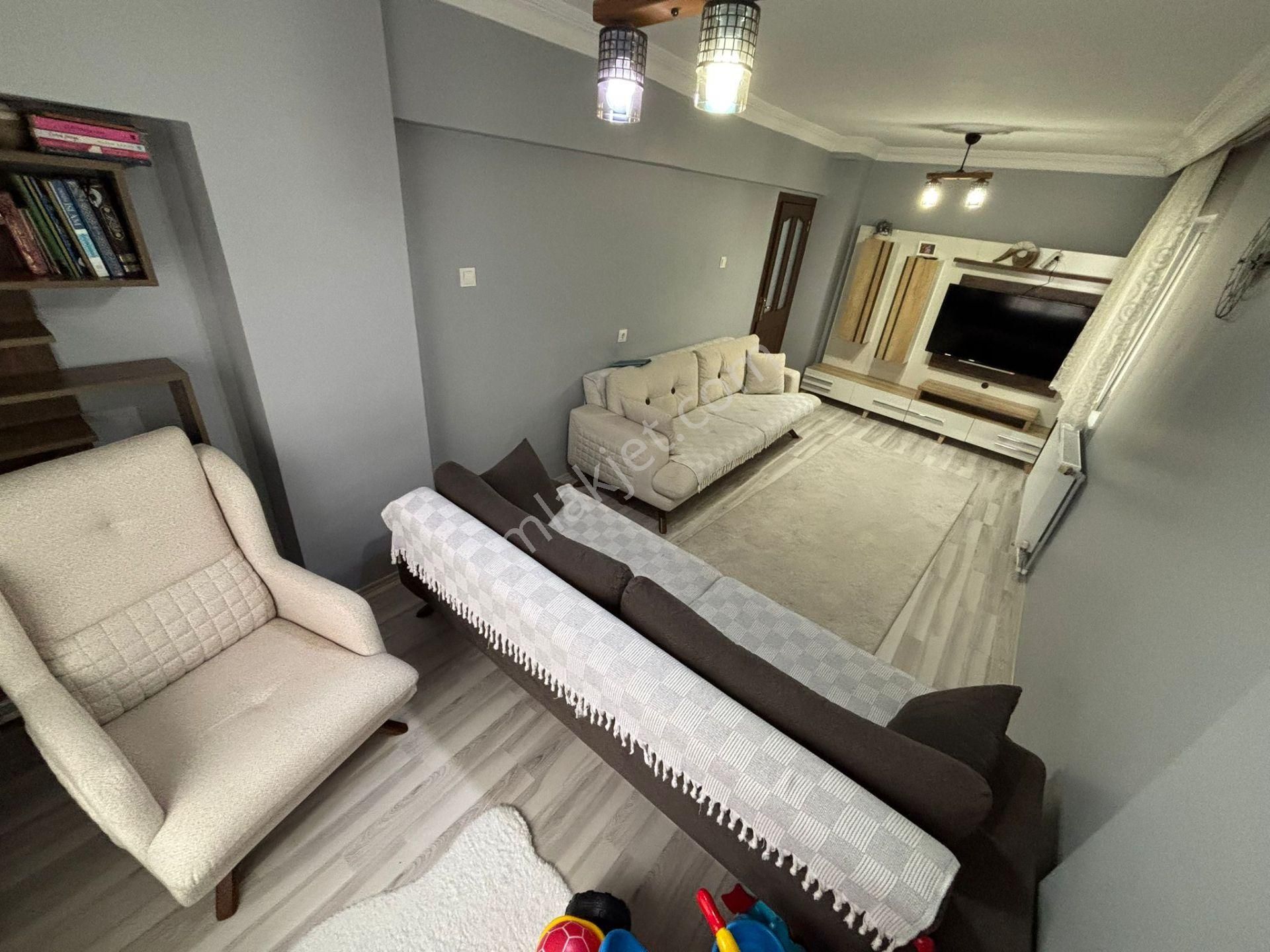 19 Mayıs Caddesi Üzeri Orta Kat 3+1 Ön Cephe Lüks Bağımsız Geniş - Görsel 16