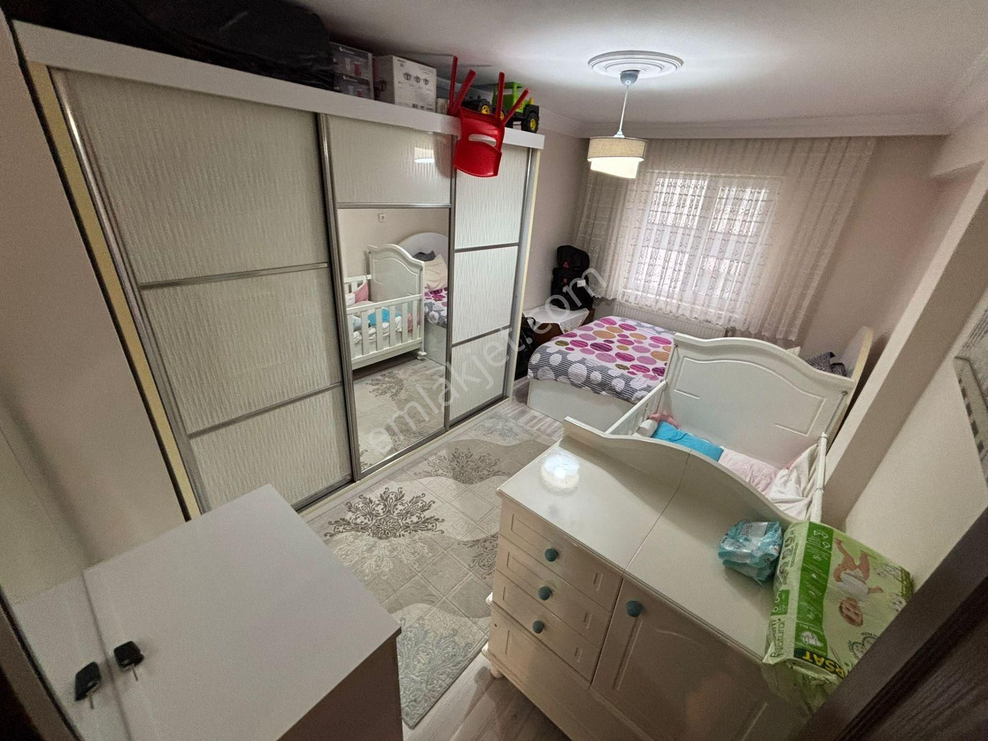 19 Mayıs Caddesi Üzeri Orta Kat 3+1 Ön Cephe Lüks Bağımsız Geniş - Görsel 11