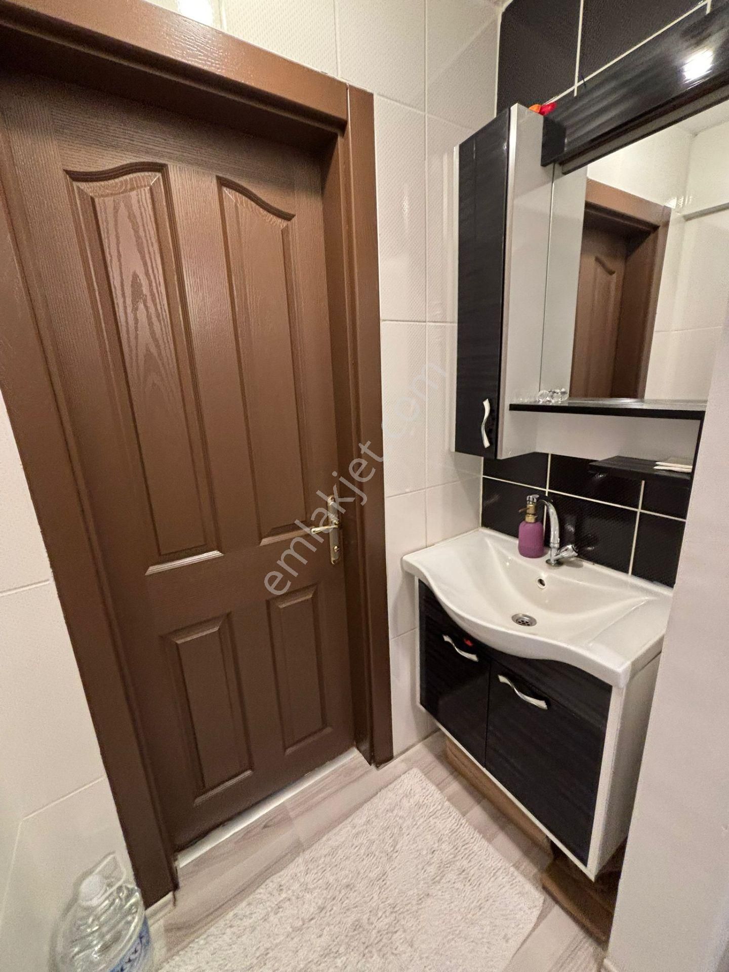 19 Mayıs Caddesi Üzeri Orta Kat 3+1 Ön Cephe Lüks Bağımsız Geniş - Görsel 10