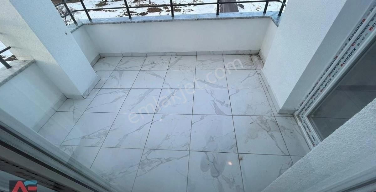 Reşadiyede Süper Lüks, Vestiyerli 3+1 Satılık Sıfır Daire - Görsel 9