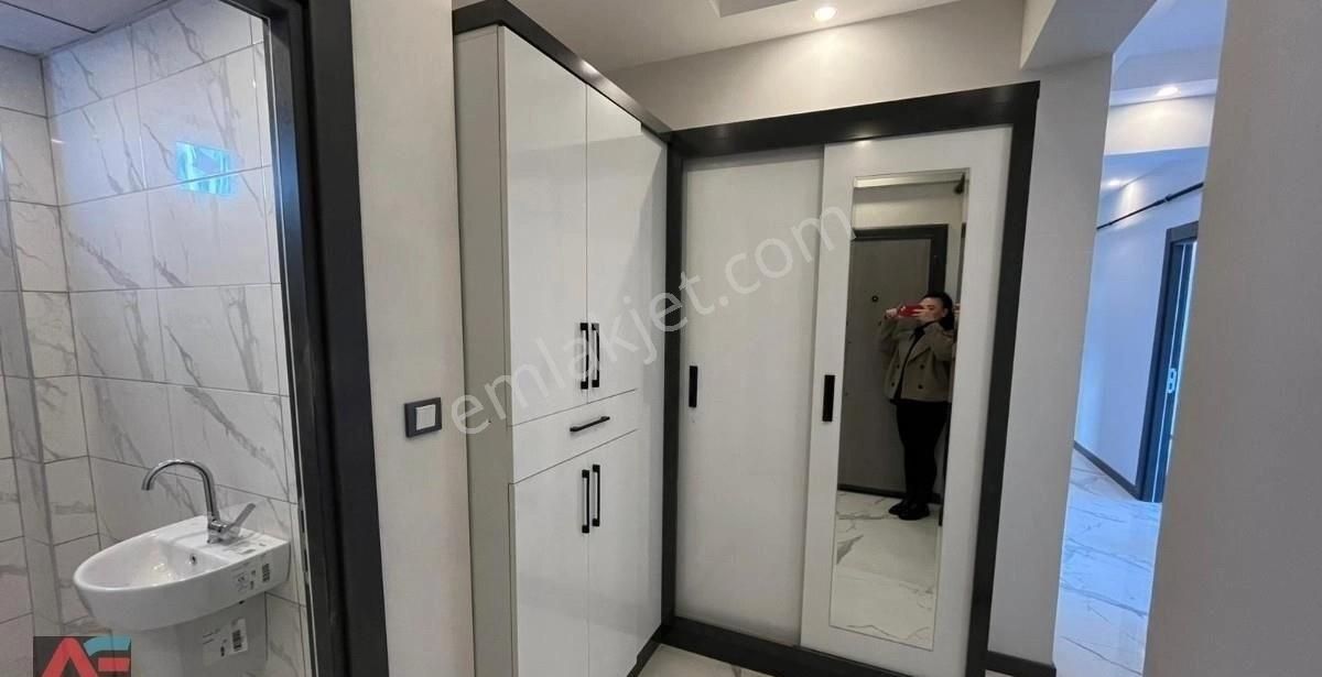 Reşadiyede Süper Lüks, Vestiyerli 3+1 Satılık Sıfır Daire - Görsel 4